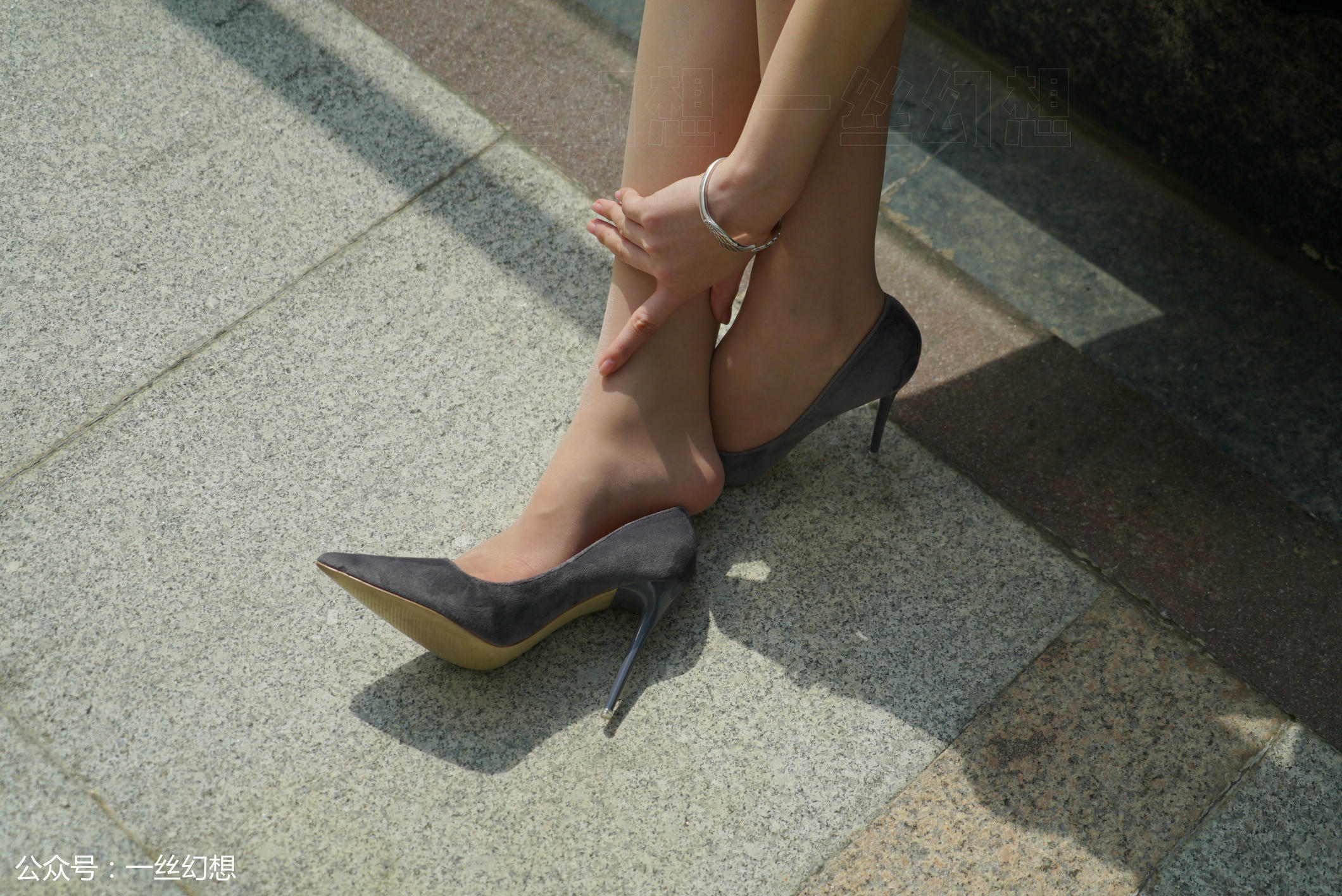 高丝女子图鉴 袜小喵×一丝幻想 NZ018 茜茜[59P+67.9MB]_第3集