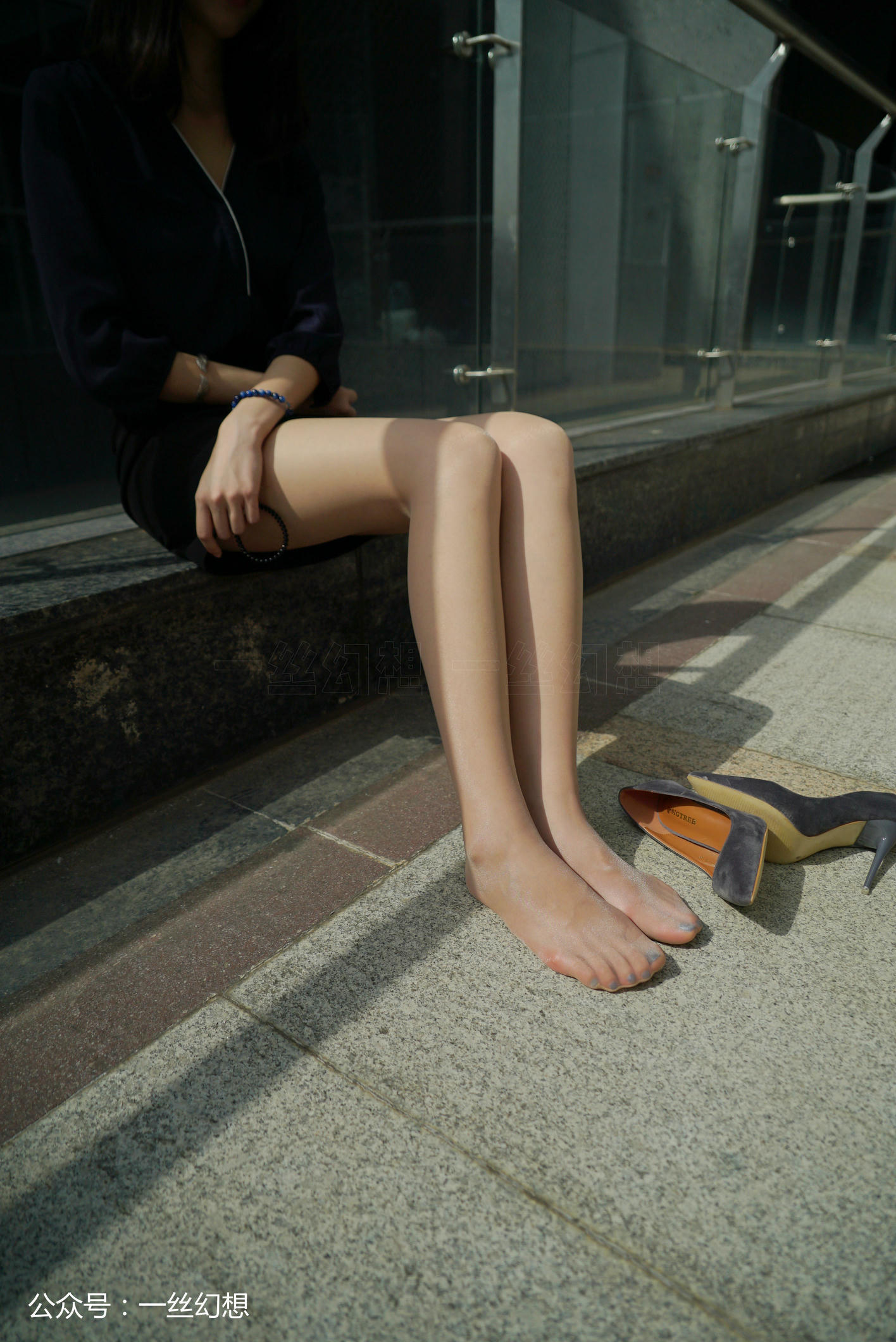 高丝女子图鉴 袜小喵×一丝幻想 NZ018 茜茜[59P+67.9MB]_第3集