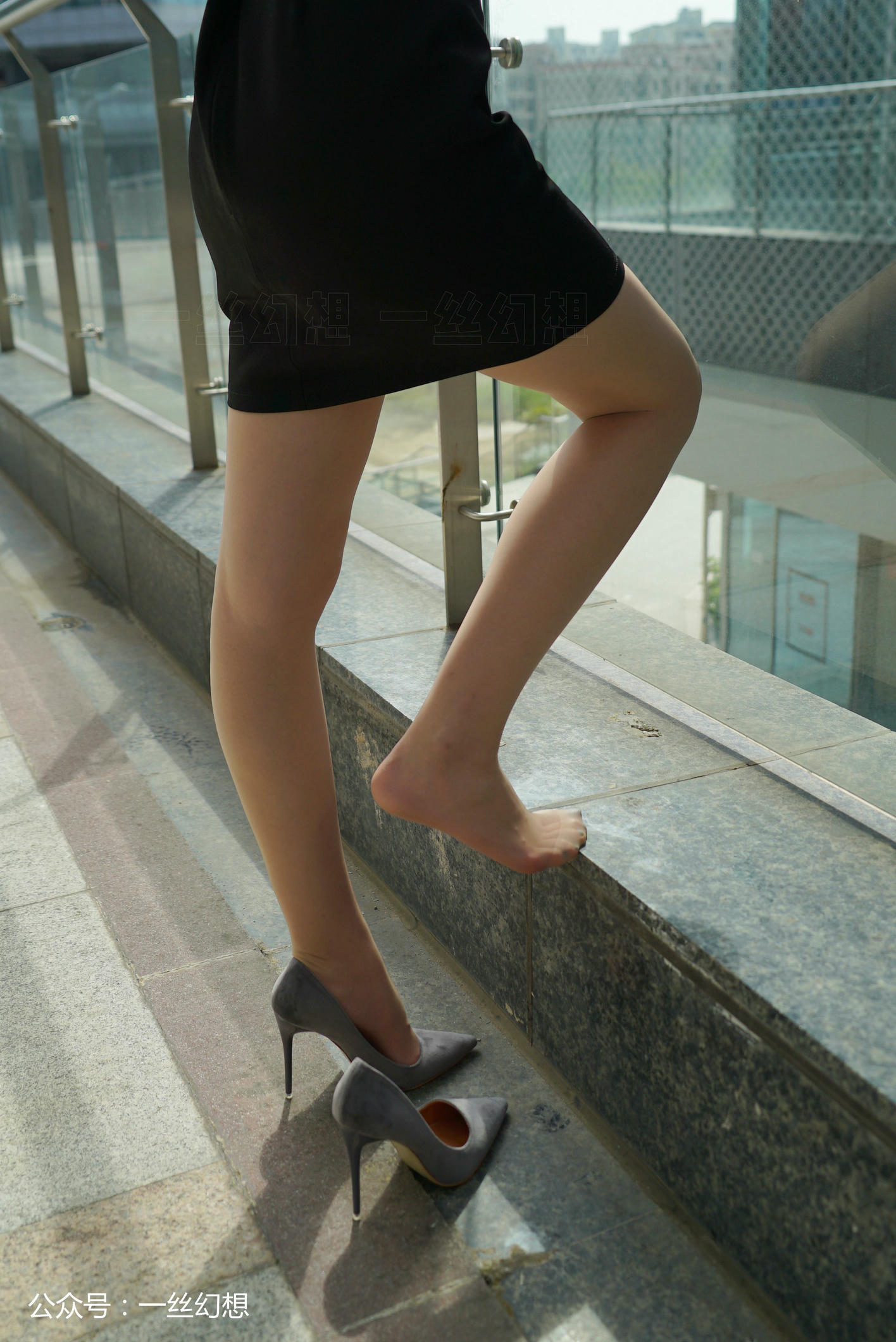 高丝女子图鉴 袜小喵×一丝幻想 NZ018 茜茜[59P+67.9MB]_第3集