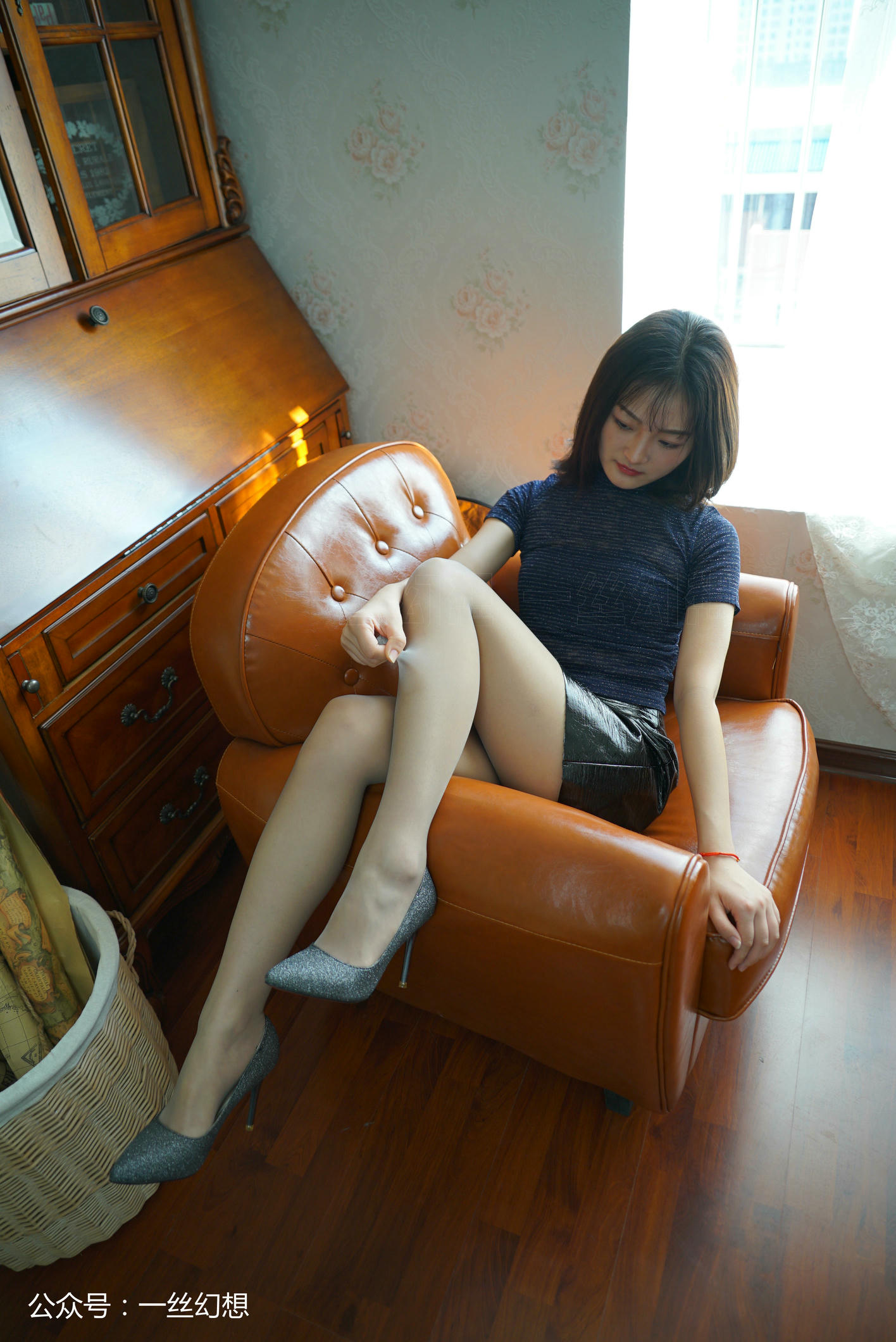 高丝女子图鉴 袜小喵×一丝幻想 NZ019 格格[59P+54.4MB]_第1集