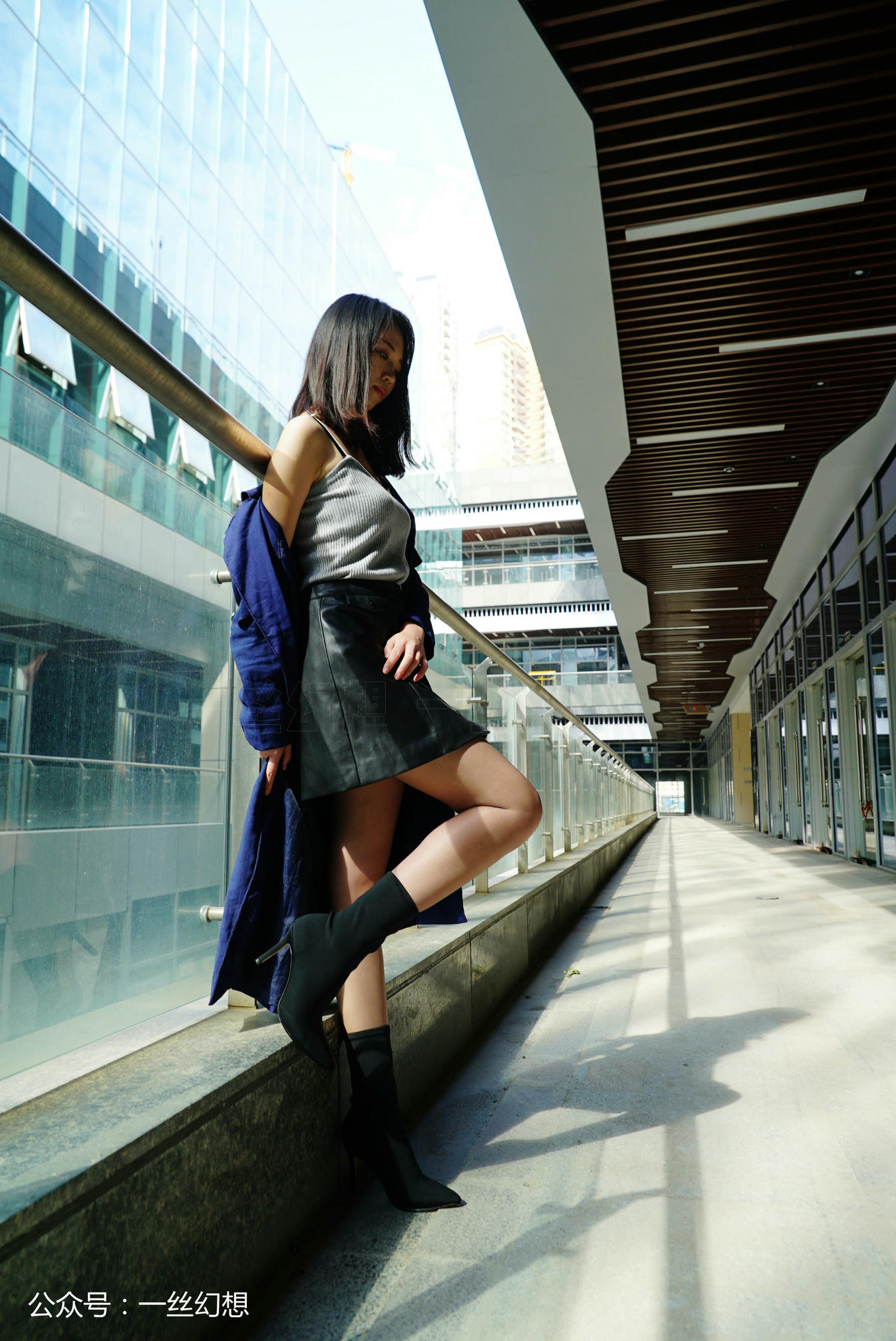 高丝女子图鉴 袜小喵×一丝幻想 NZ020 茜茜[59P+71.3MB]_第1集