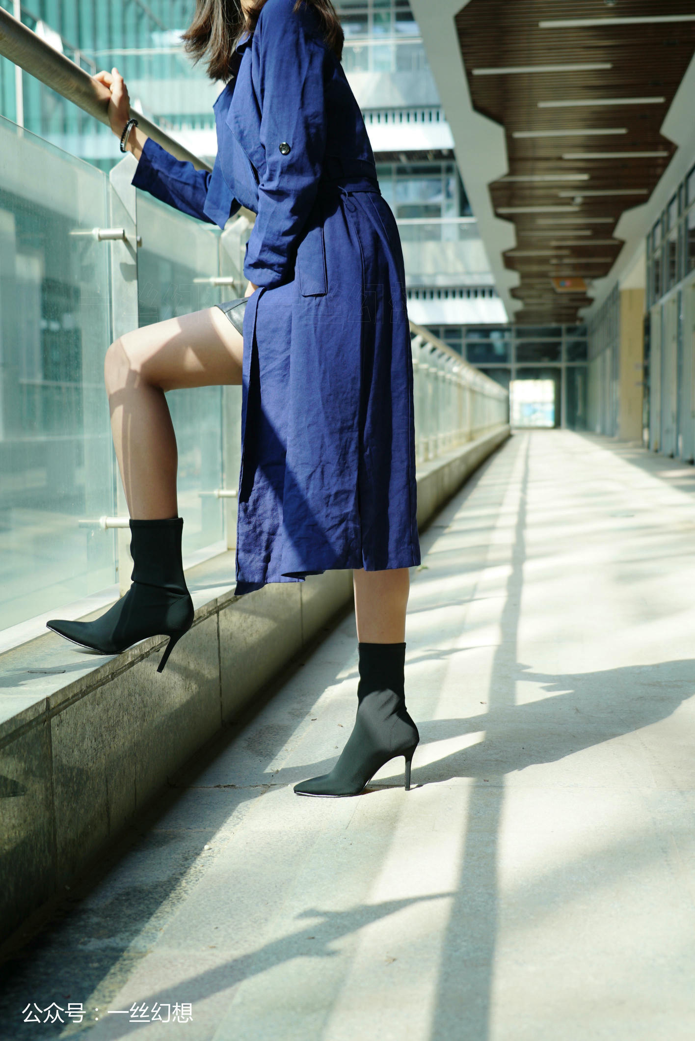 高丝女子图鉴 袜小喵×一丝幻想 NZ020 茜茜[59P+71.3MB]_第1集