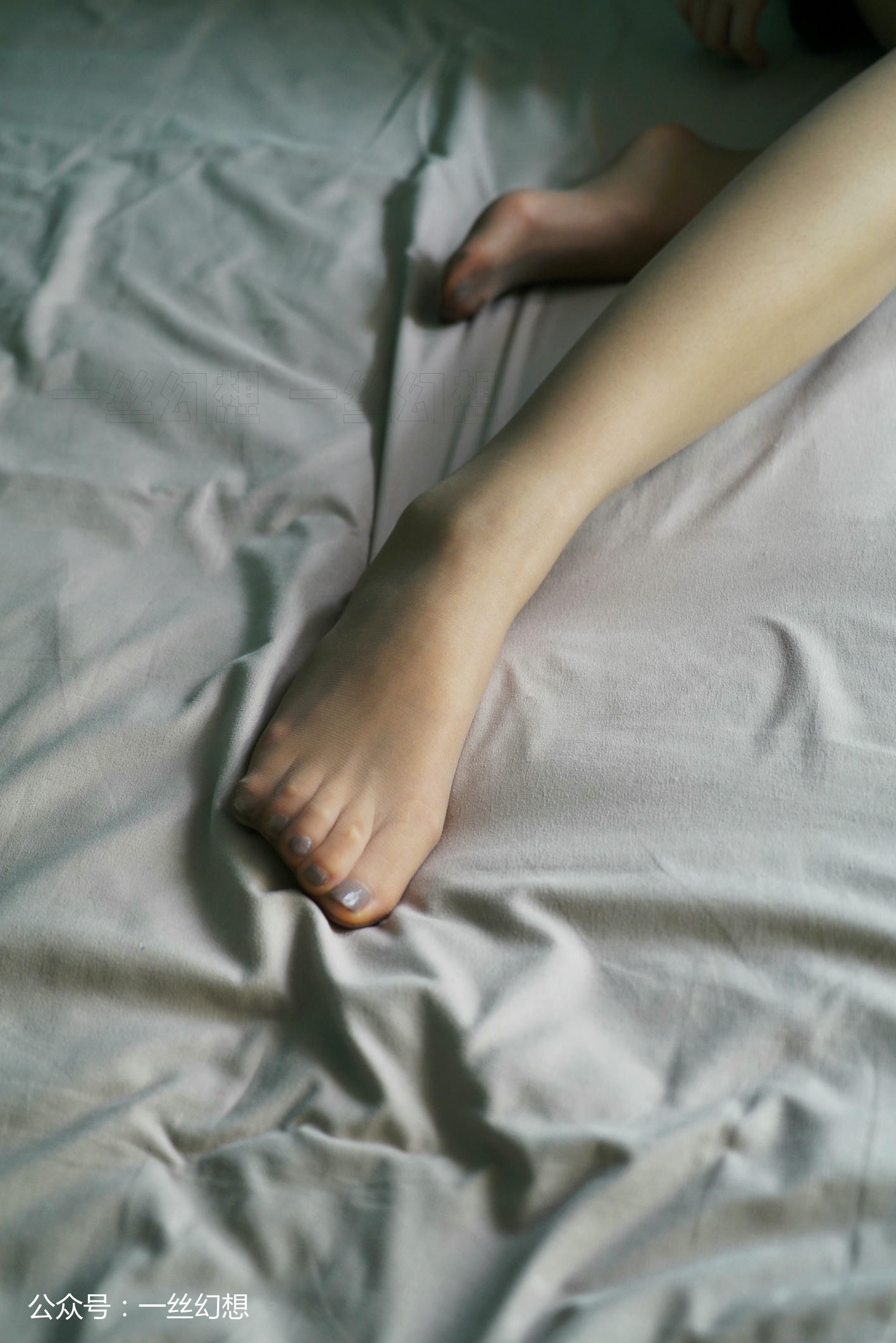 高丝女子图鉴 袜小喵×一丝幻想 NZ024 茜茜 [59P+50.2MB]_第3集