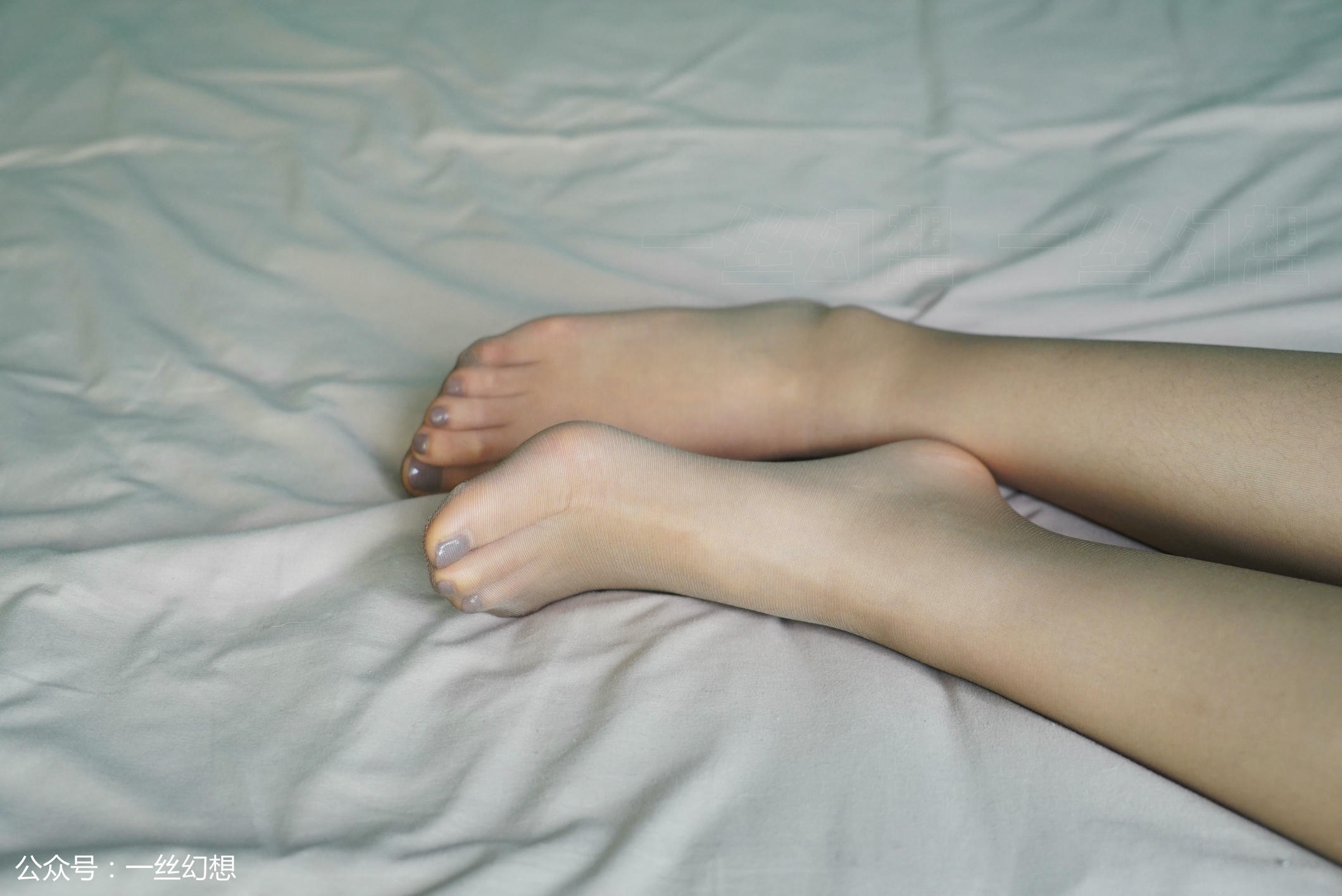 高丝女子图鉴 袜小喵×一丝幻想 NZ024 茜茜 [59P+50.2MB]_第3集