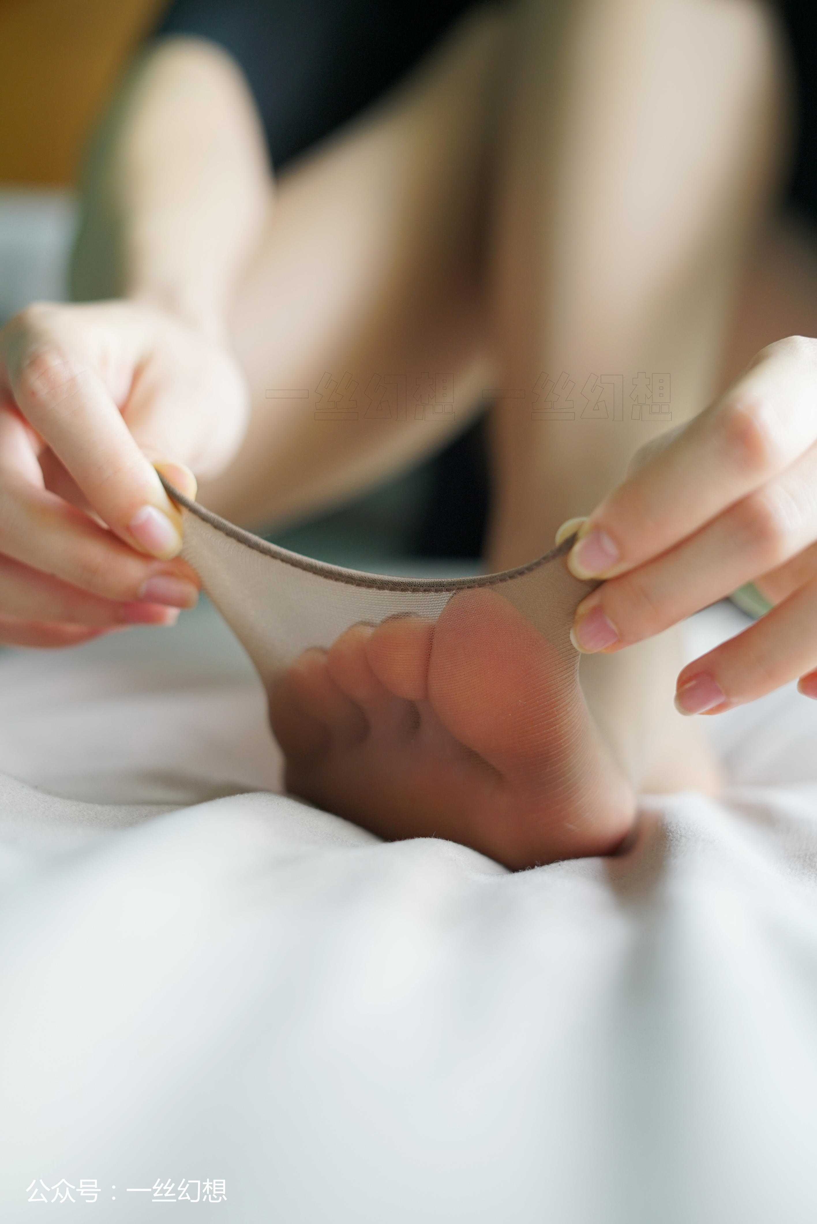 高丝女子图鉴 袜小喵×一丝幻想 NZ024 茜茜 [59P+50.2MB]_第3集