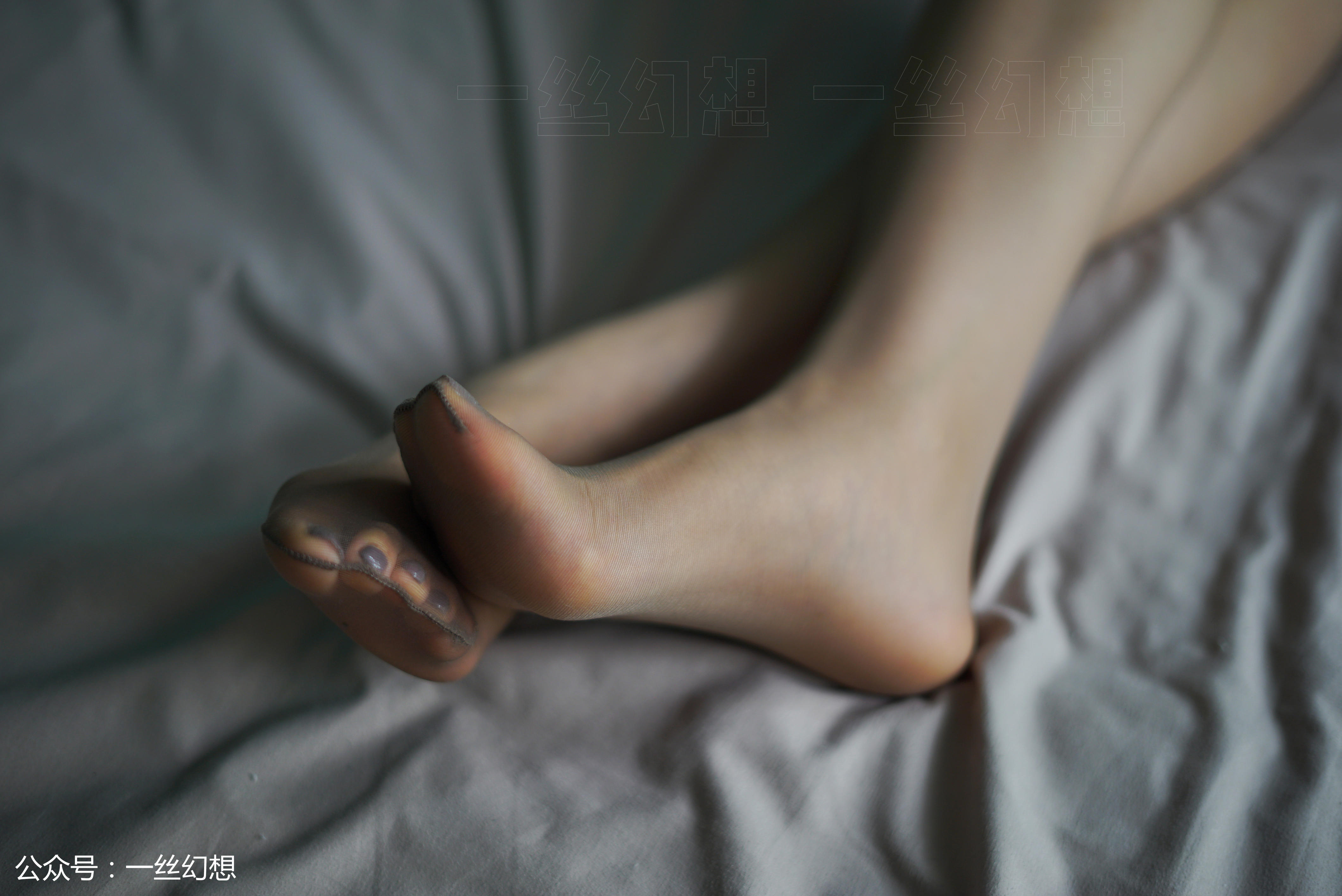 高丝女子图鉴 袜小喵×一丝幻想 NZ024 茜茜 [59P+50.2MB]_第3集