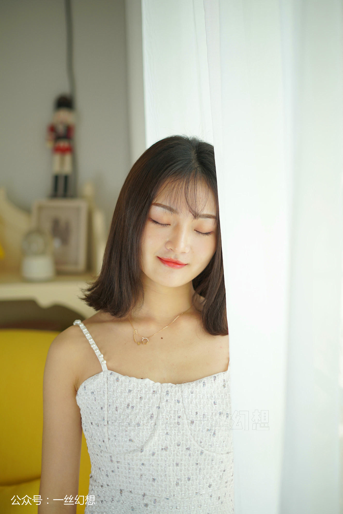 高丝女子图鉴 袜小喵×一丝幻想 NZ025 格格 [59P+52MB]_第3集