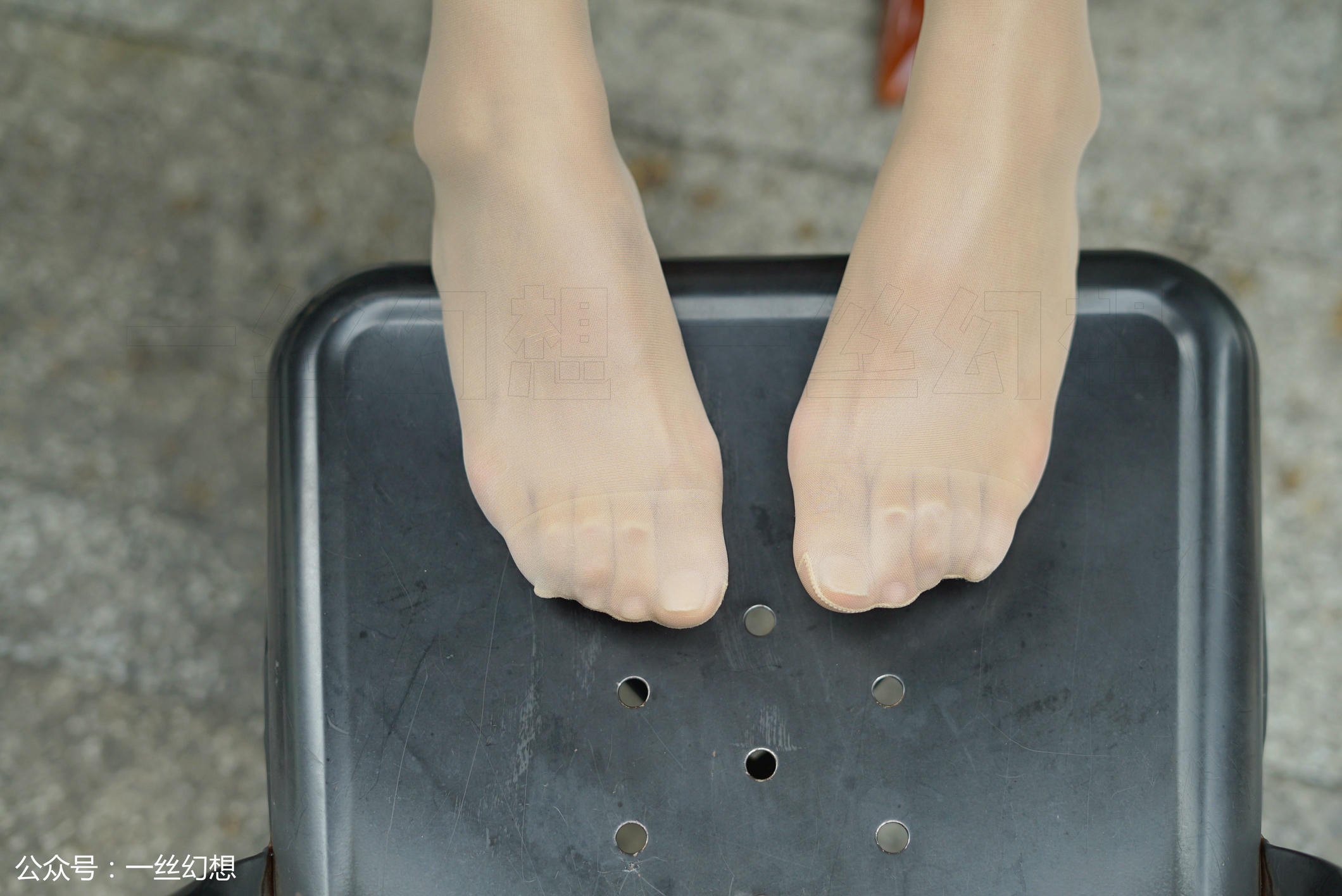 高丝女子图鉴 袜小喵×一丝幻想 NZ027 星星 [59P+61MB]_第2集