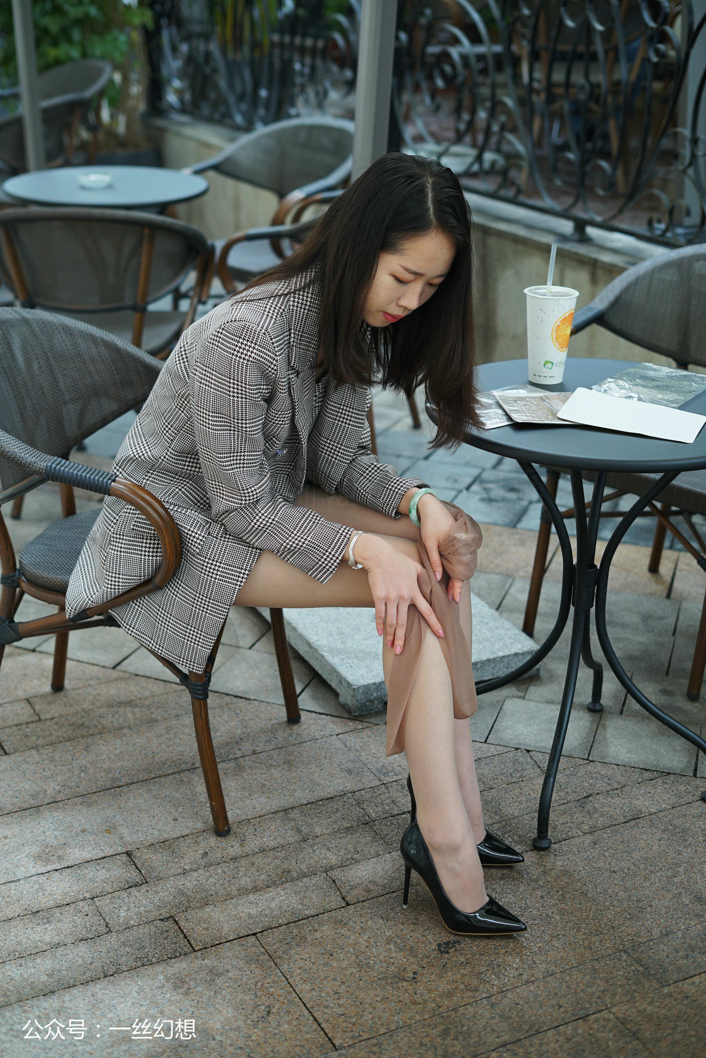 高丝女子图鉴 袜小喵×一丝幻想 NZ032 茜茜 [59P+75MB]_第1集