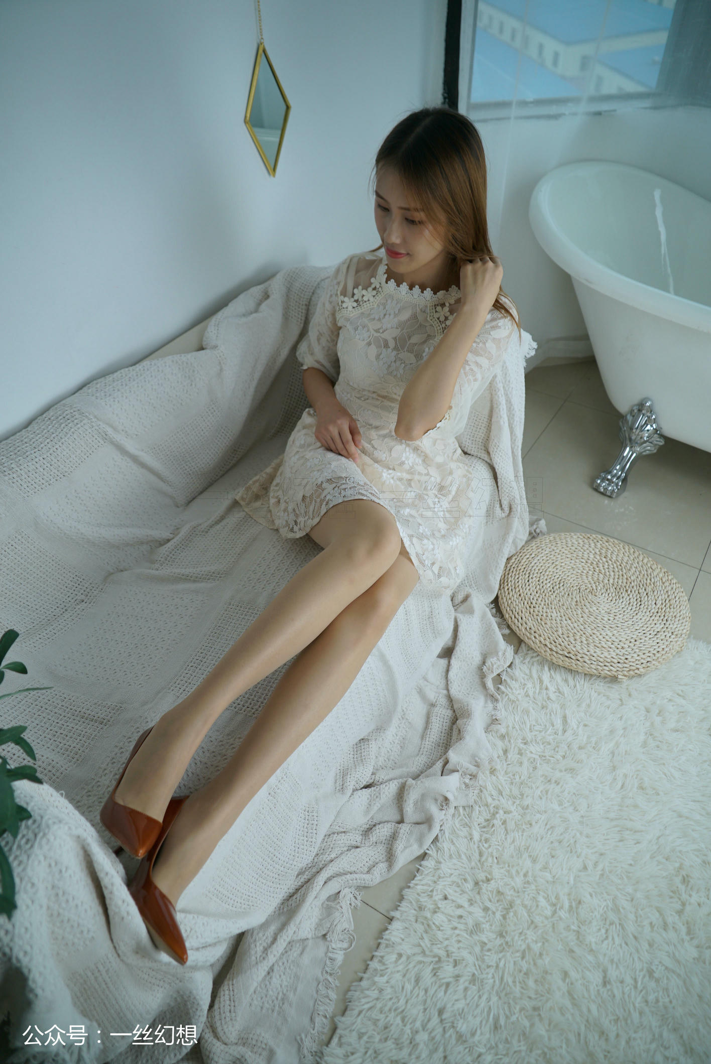 高丝女子图鉴 袜小喵×一丝幻想 NZ033 小唯 [59P+53MB]_第2集