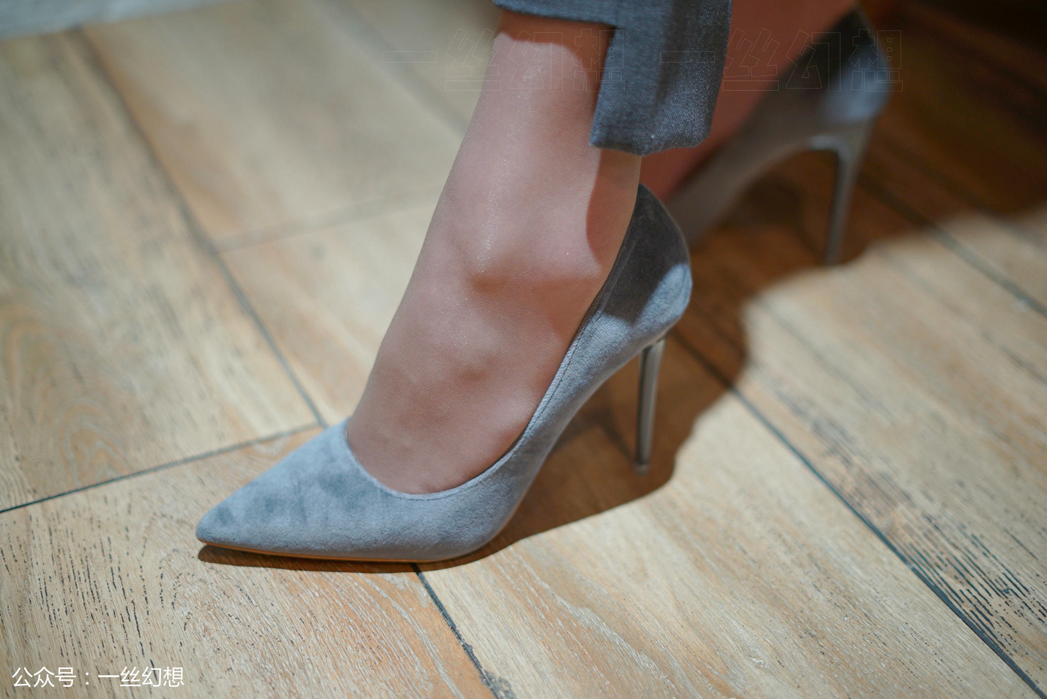 高丝女子图鉴 袜小喵×一丝幻想 NZ036 茜茜 [59P+65MB]_第2集