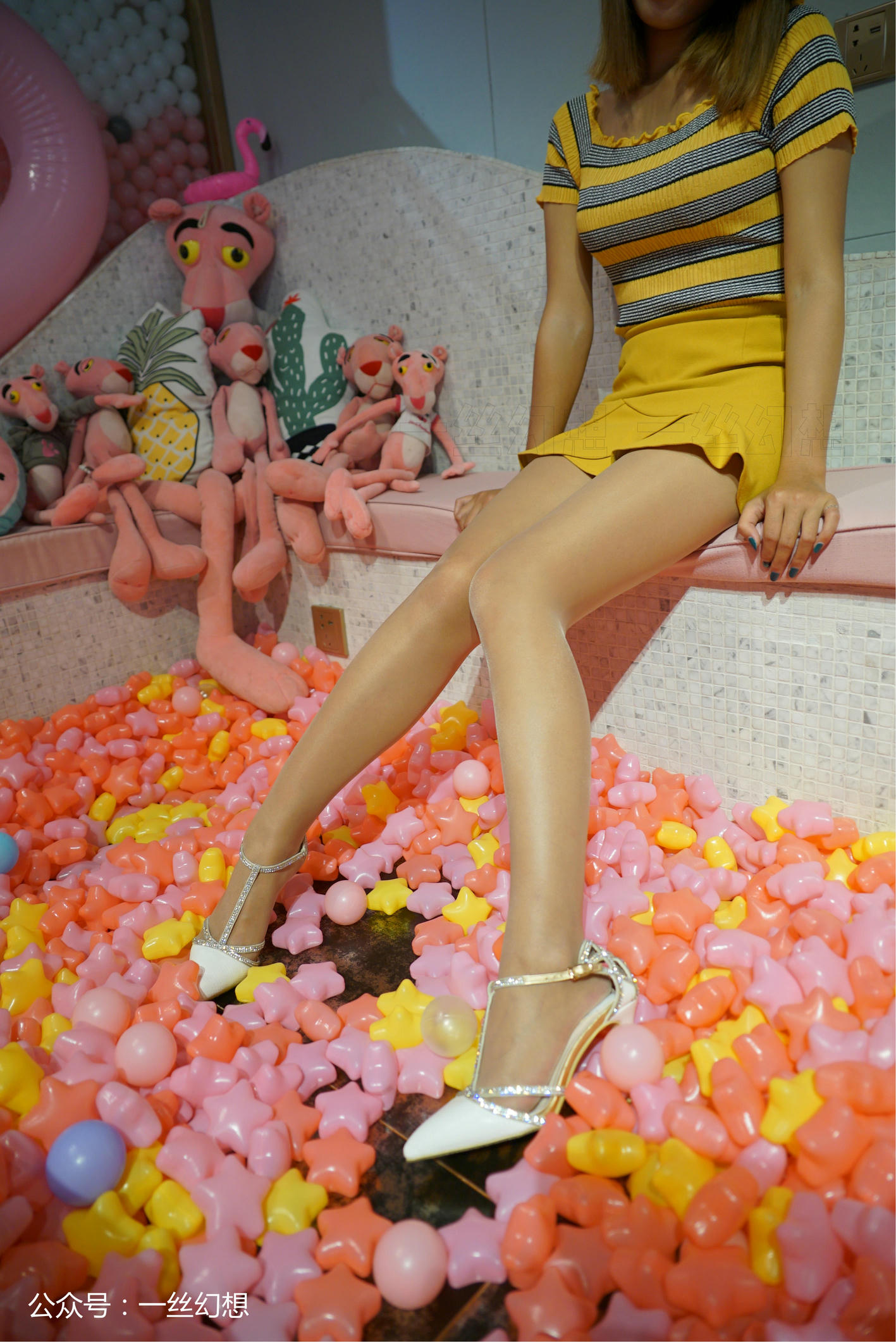 高丝女子图鉴 袜小喵×一丝幻想 NZ039 糖糖 [59P+86MB]_第1集