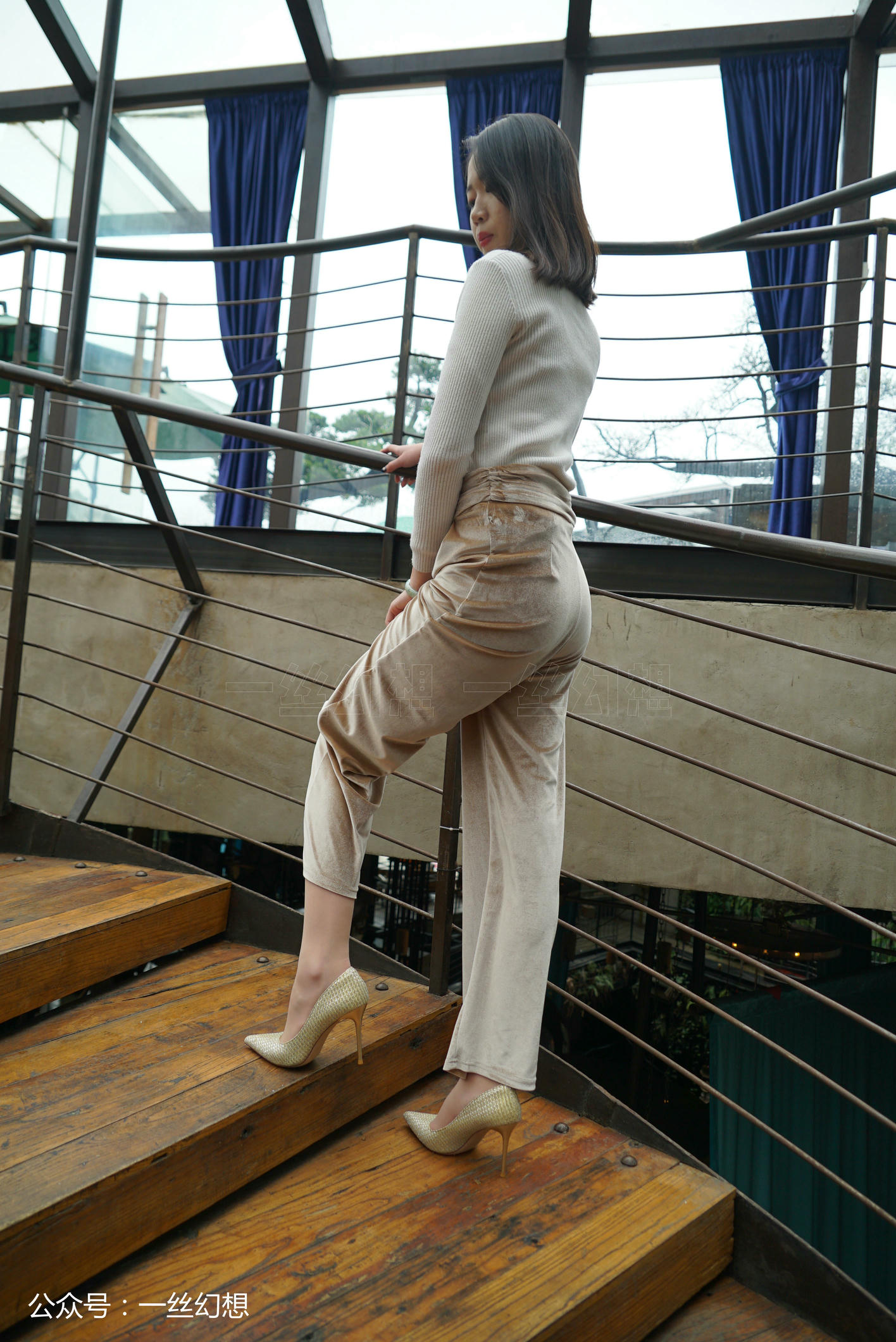 高丝女子图鉴 袜小喵×一丝幻想 NZ042 茜茜 [59P+110MB]_第2集