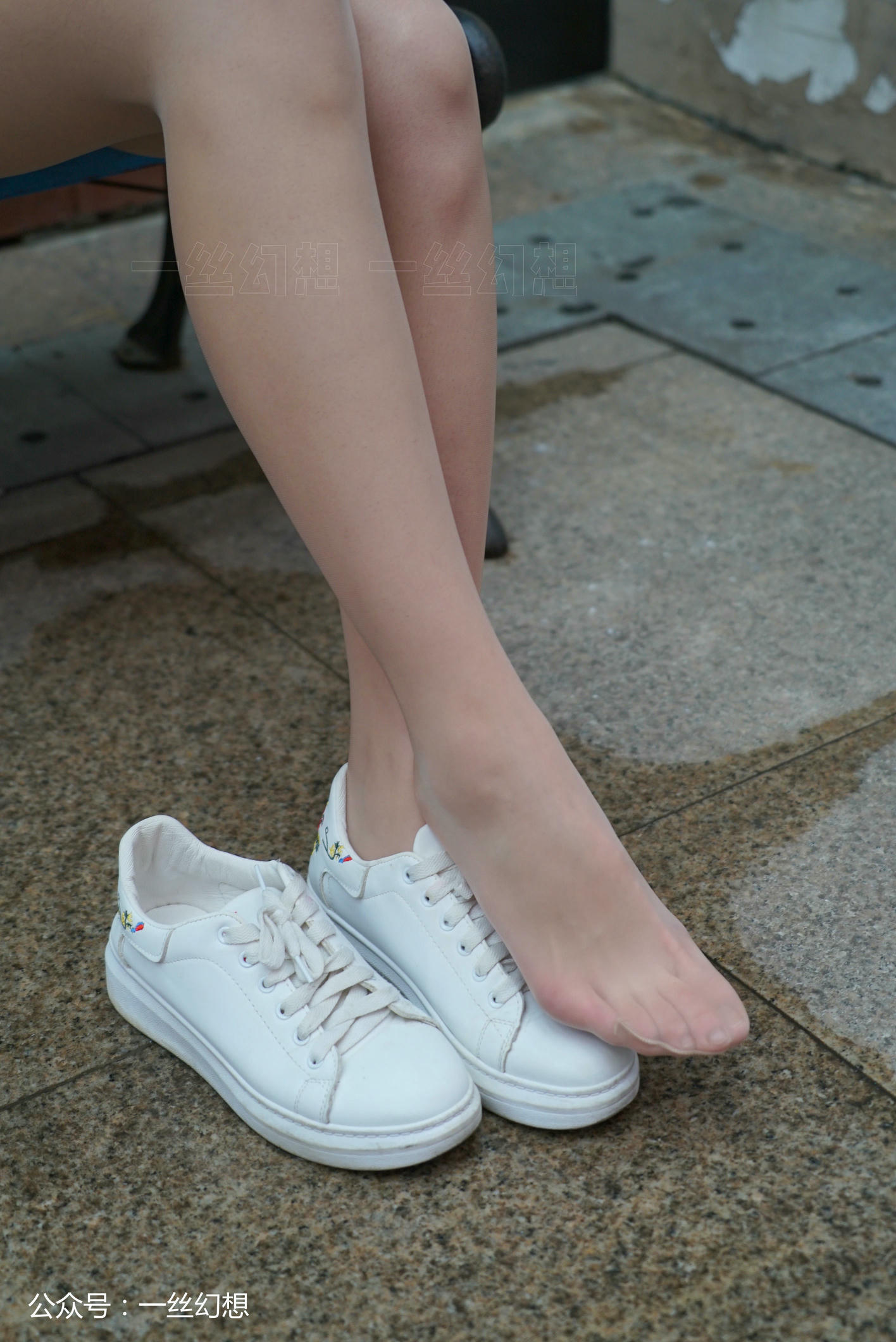 高丝女子图鉴 袜小喵×一丝幻想 NZ051 莹 [59P+75MB]_第3集