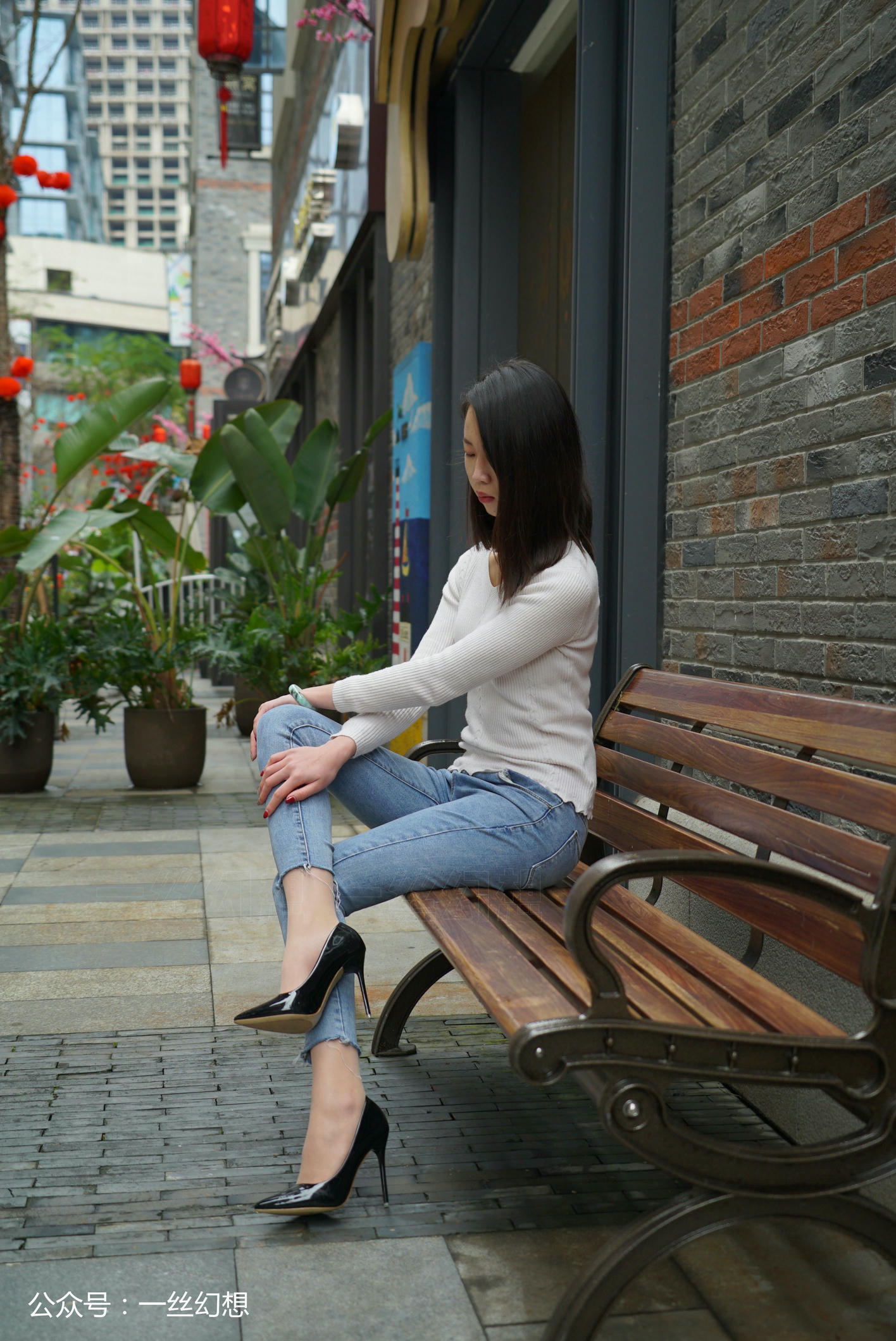 高丝女子图鉴 袜小喵×一丝幻想 NZ052 茜茜 [59P+78MB]_第3集