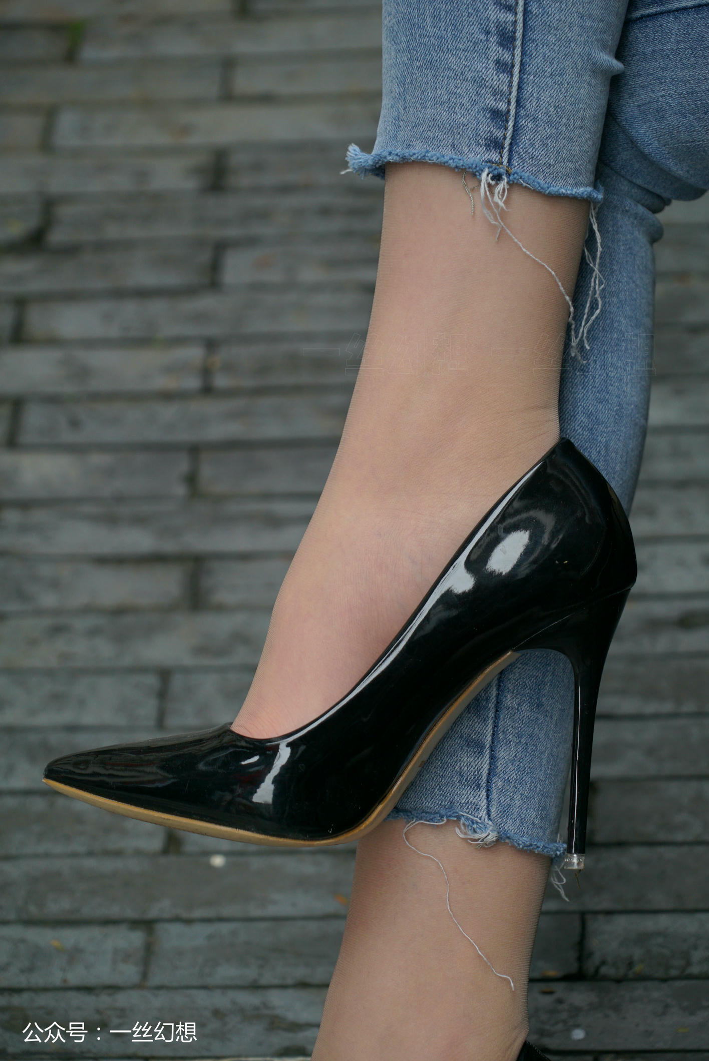 高丝女子图鉴 袜小喵×一丝幻想 NZ052 茜茜 [59P+78MB]_第3集