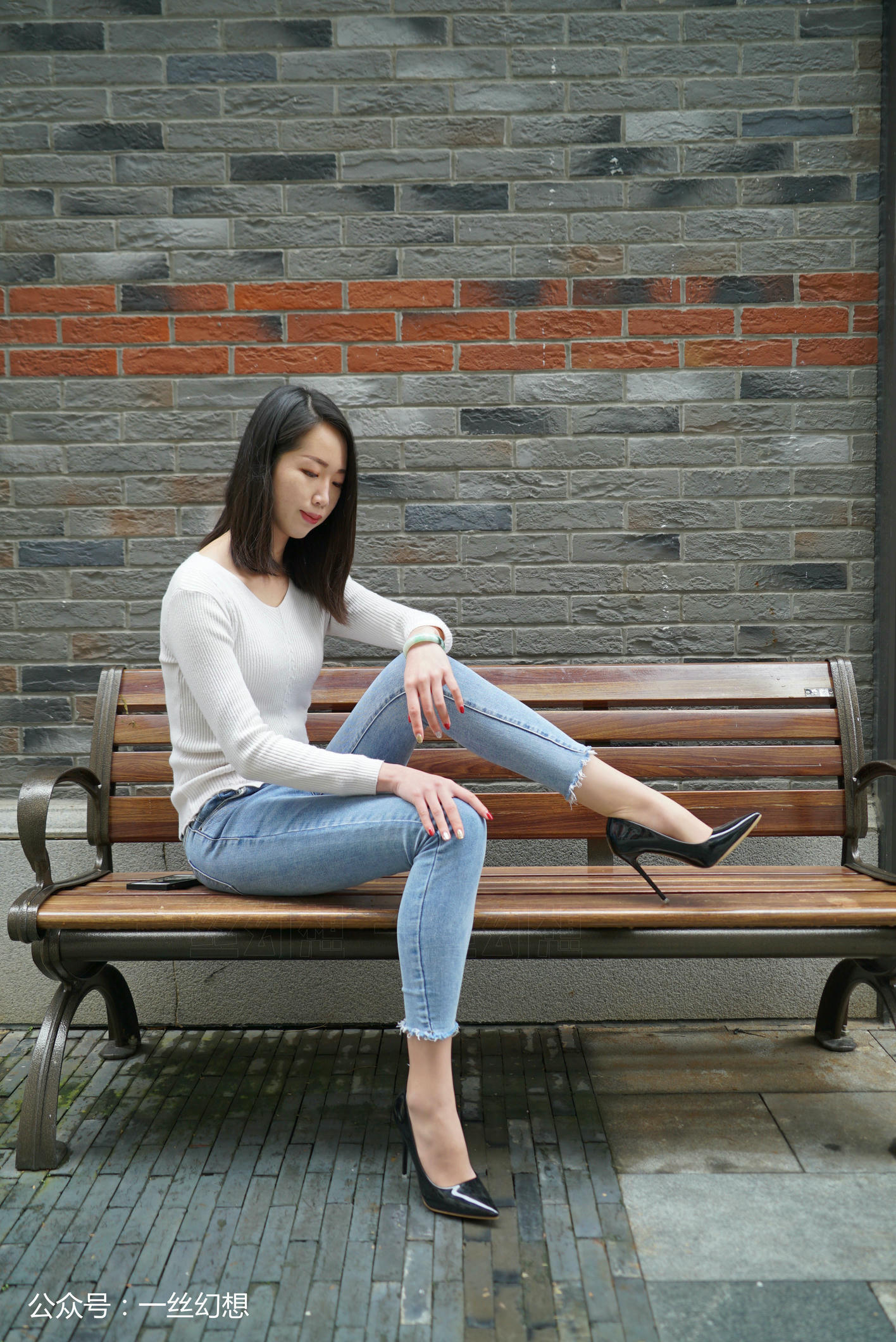 高丝女子图鉴 袜小喵×一丝幻想 NZ052 茜茜 [59P+78MB]_第3集