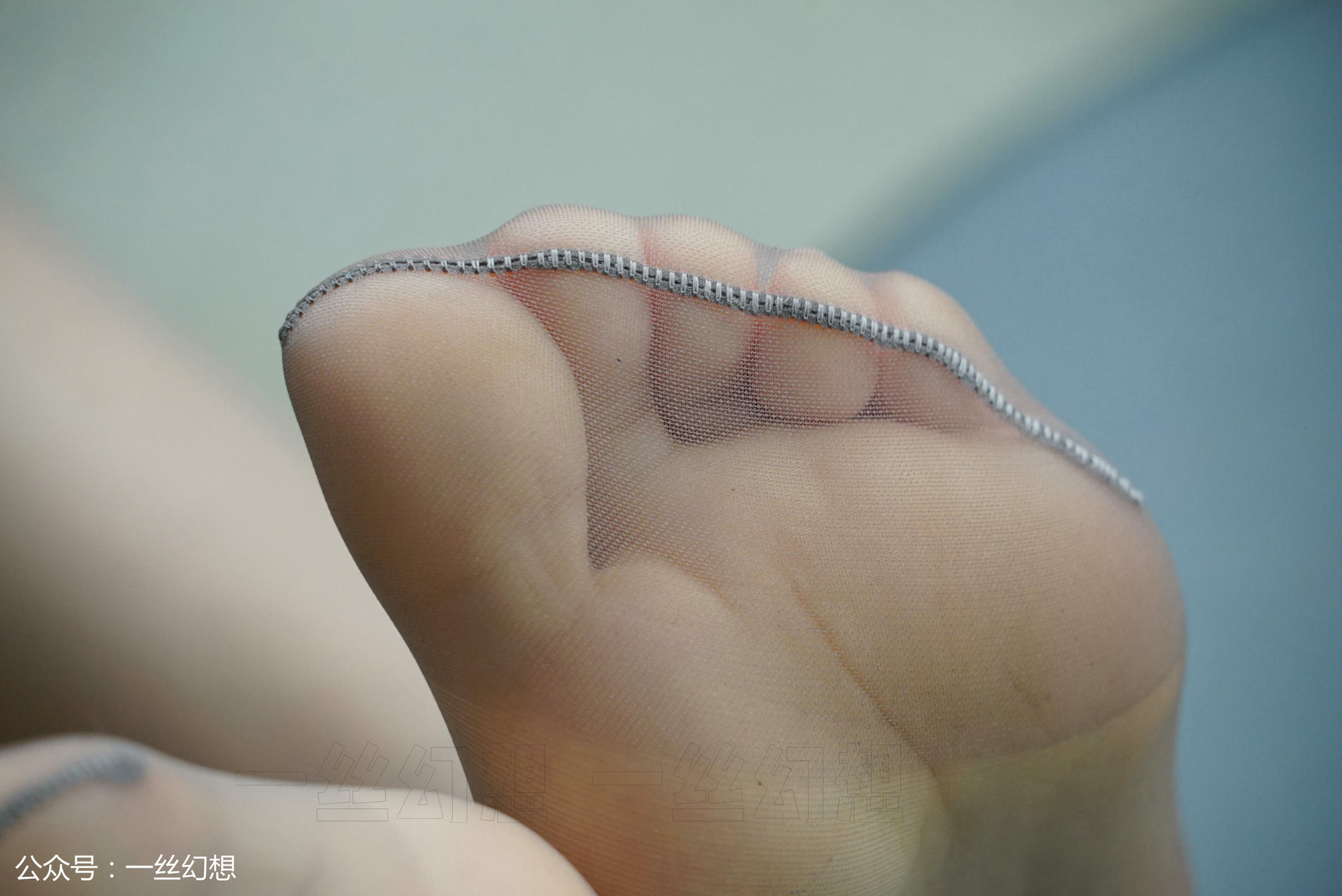 高丝女子图鉴 袜小喵×一丝幻想 NZ055 小唯 [59P+74MB]_第2集