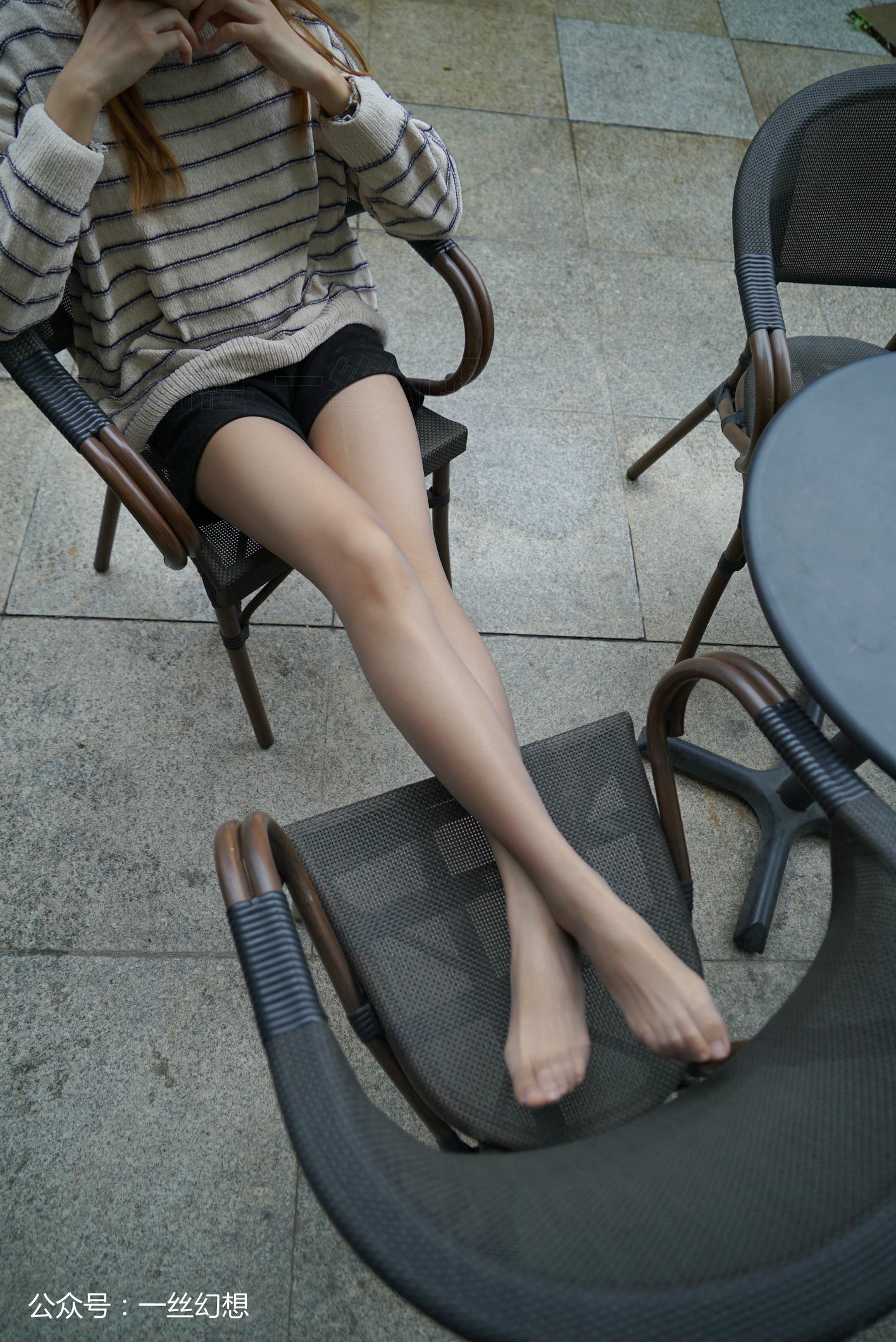 高丝女子图鉴 袜小喵×一丝幻想 NZ055 小唯 [59P+74MB]_第2集