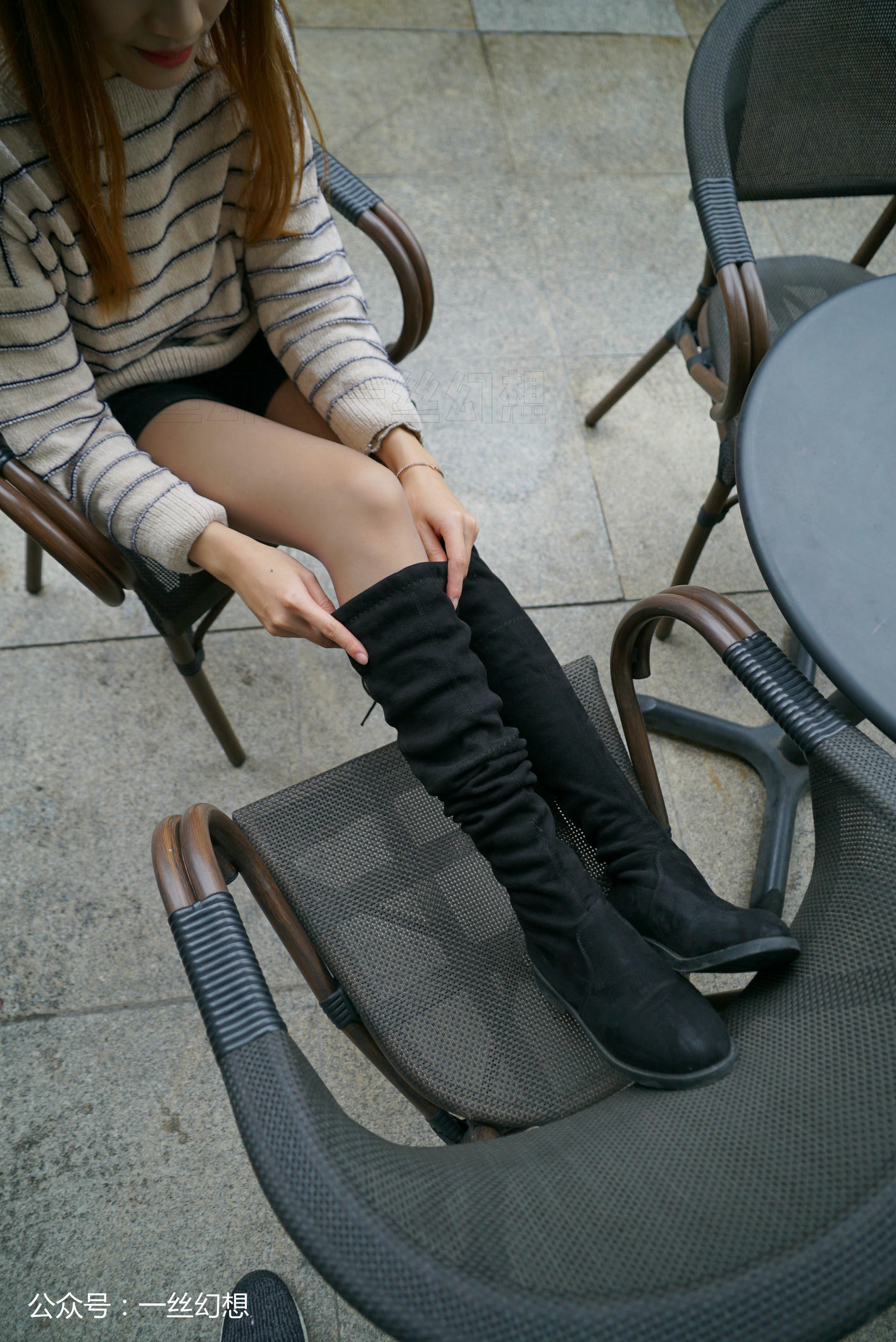 高丝女子图鉴 袜小喵×一丝幻想 NZ055 小唯 [59P+74MB]_第2集