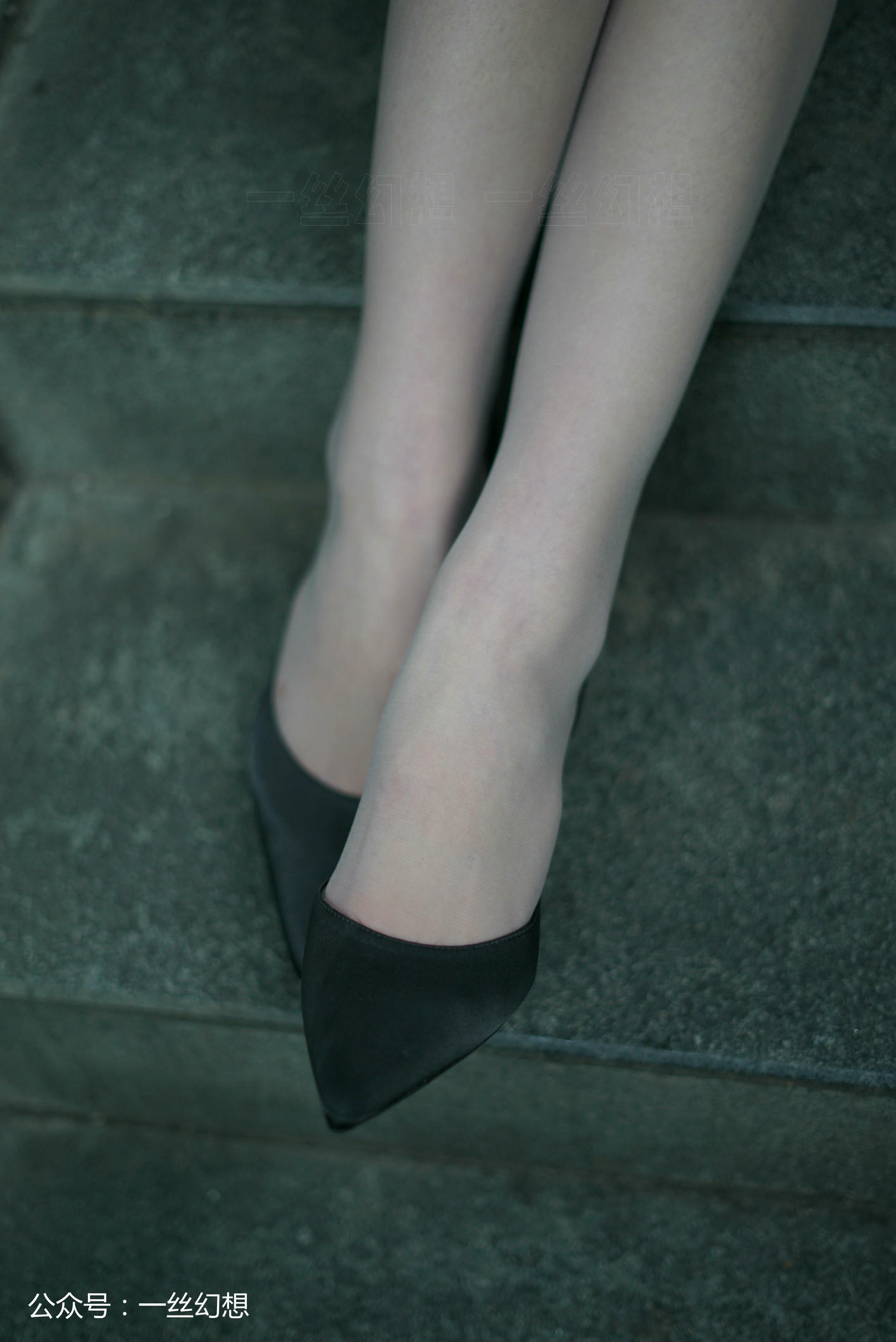 高丝女子图鉴 袜小喵×一丝幻想 NZ056 茜茜 [59P+57MB]_第2集