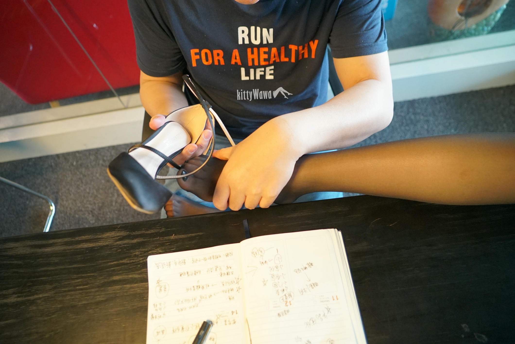 袜小喵 KT041 丝滑总监（上） [45P+242M]_第3集