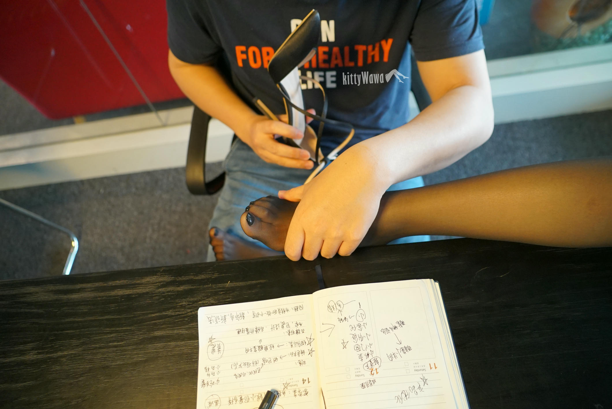 袜小喵 KT041 丝滑总监（上） [45P+242M]_第3集