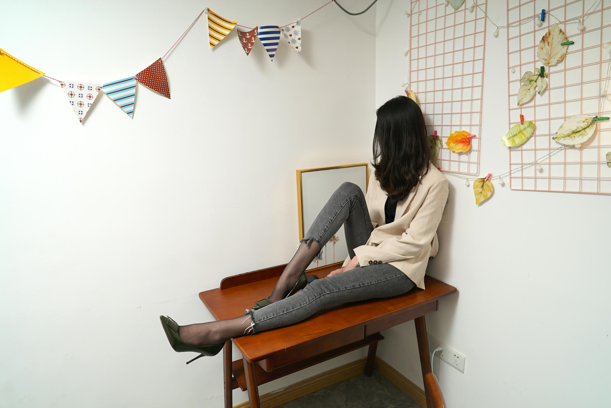 高丝女子图鉴 袜小喵×一丝幻想 NZ146 茜茜 [59P+433MB]_第1集