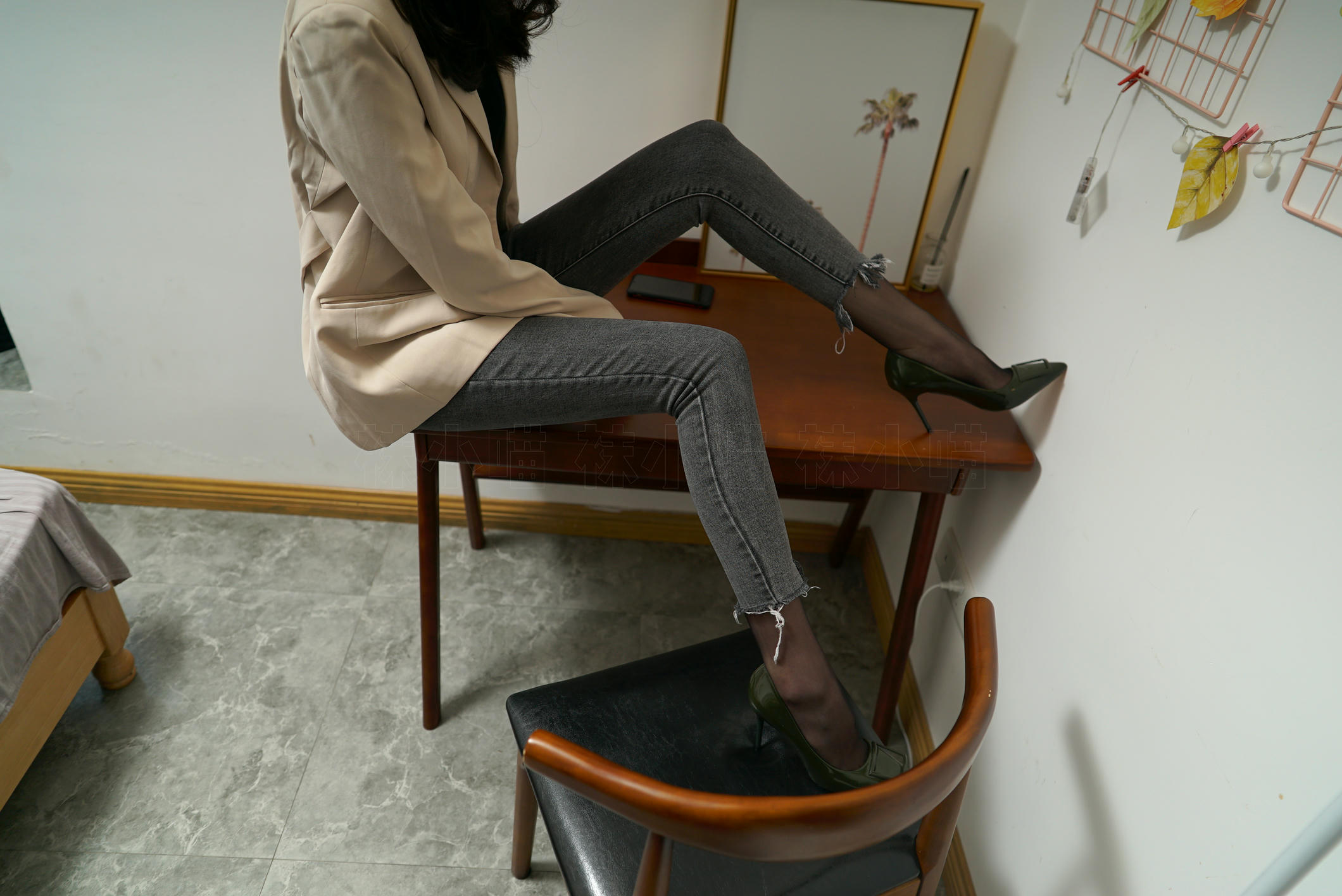 高丝女子图鉴 袜小喵×一丝幻想 NZ146 茜茜 [59P+433MB]_第3集