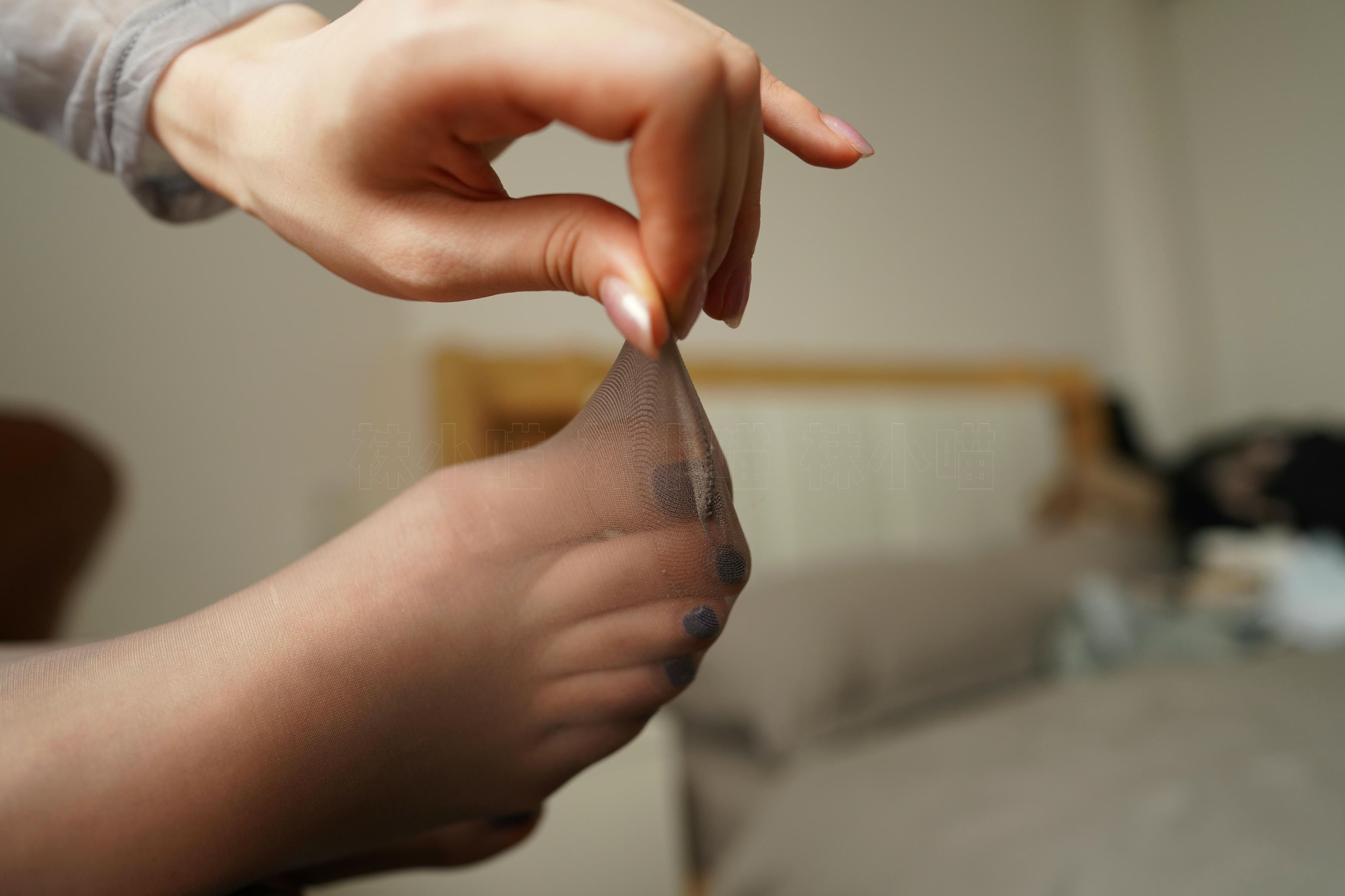 高丝女子图鉴 袜小喵×一丝幻想 NZ164 茜茜 [59P+765MB]_第3集