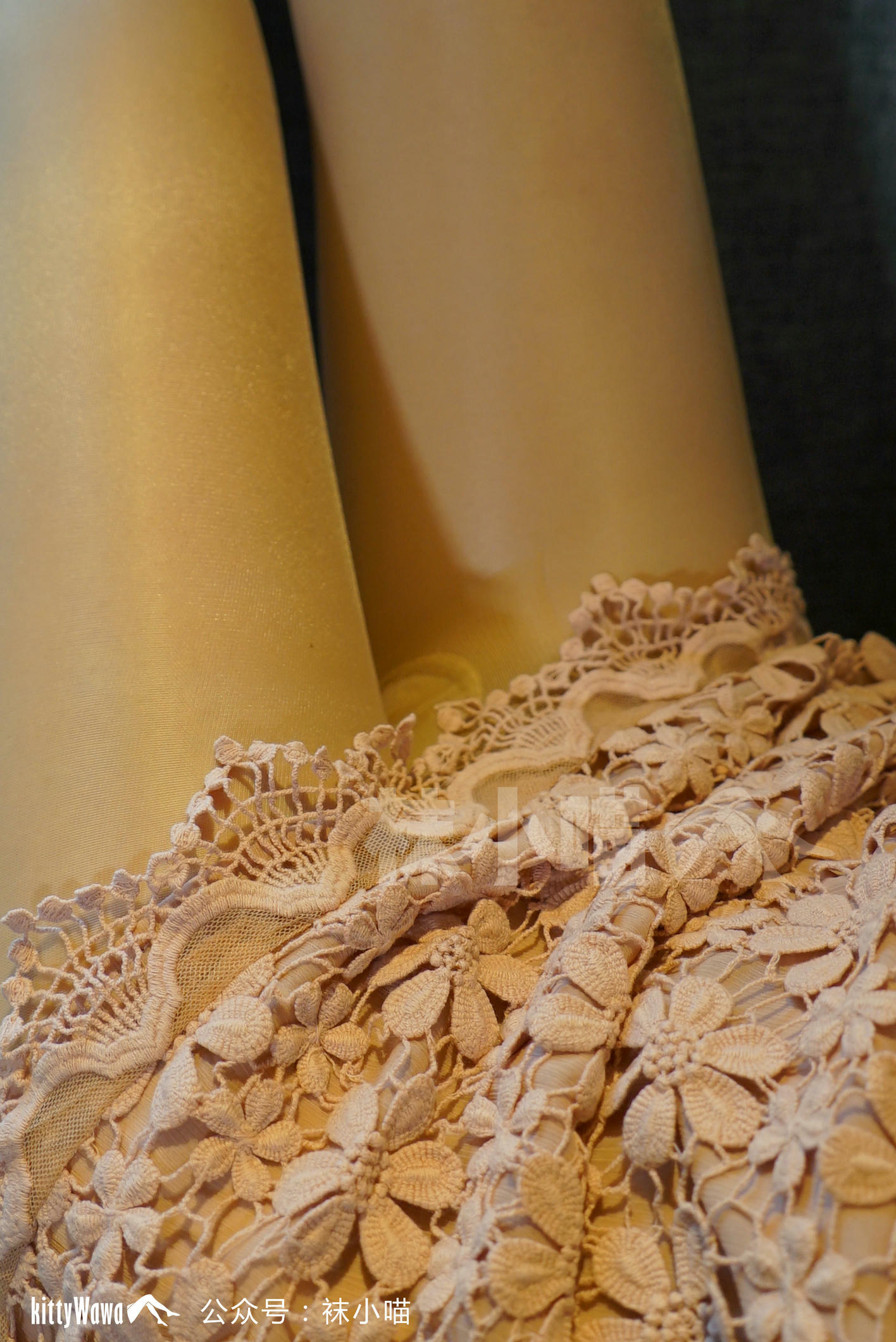 袜小喵 KT056 为雨所困的丝袜 [60P+58M]_第2集