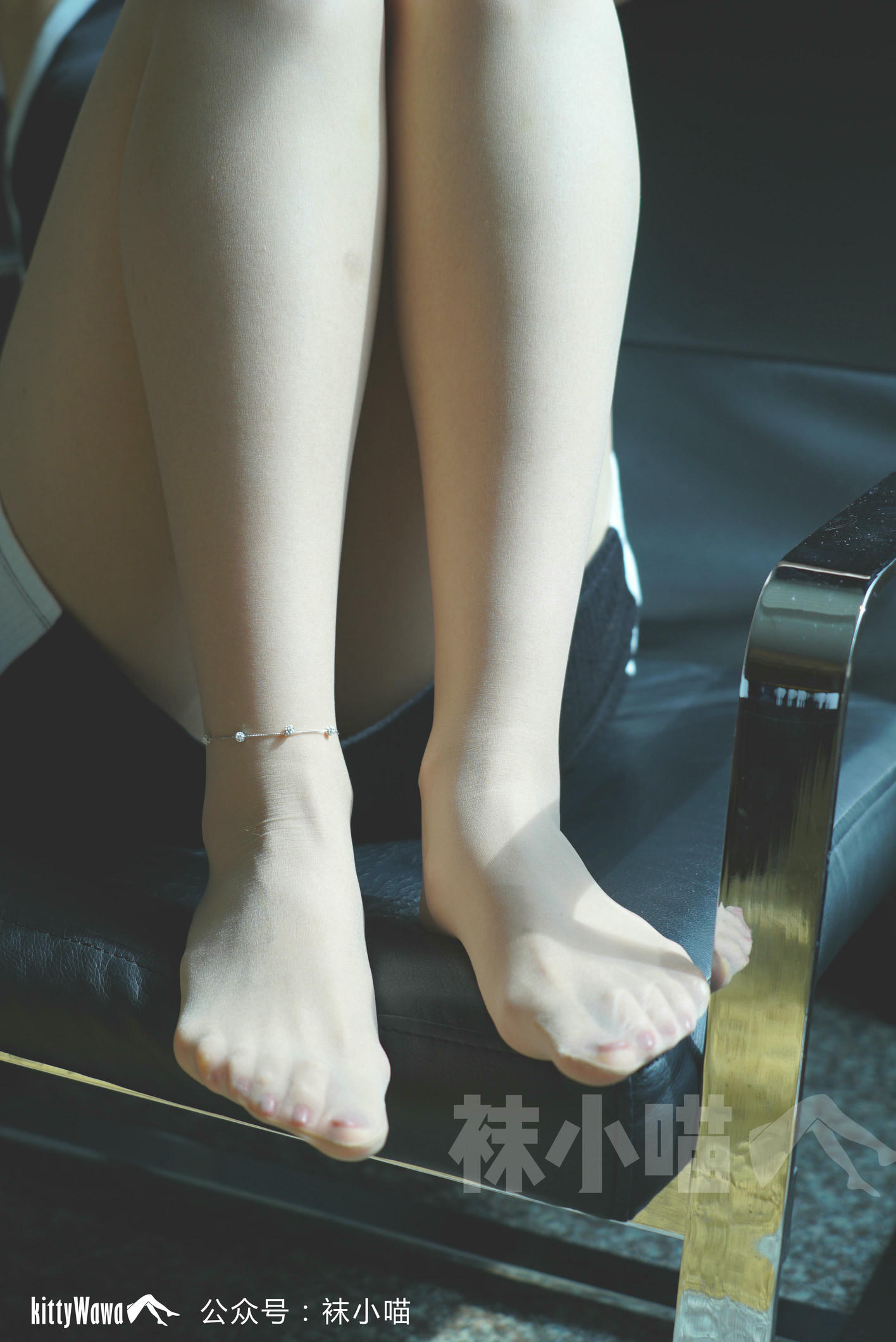 袜小喵 KT058 任性的拖鞋 [60P+46M]_第1集