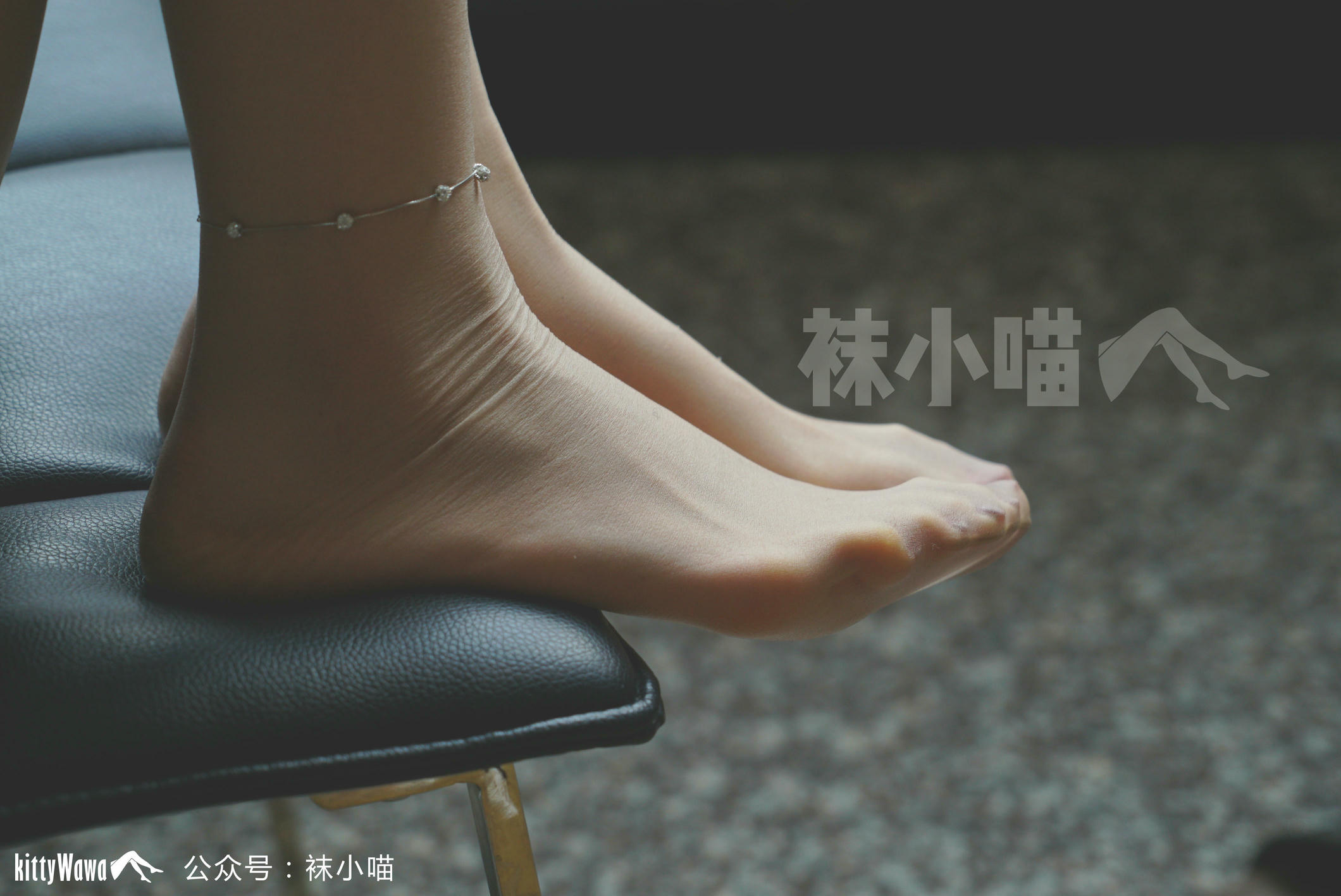 袜小喵 KT058 任性的拖鞋 [60P+46M]_第2集