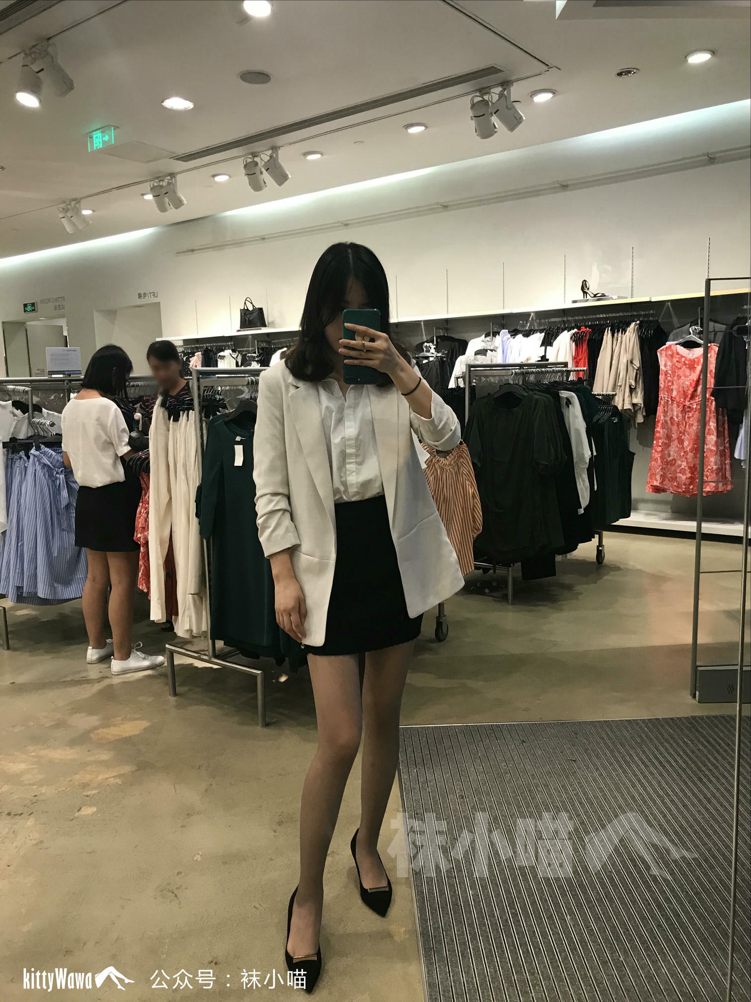 袜小喵 KT059 喵姐姐的试衣间 [90P+75M]_第2集