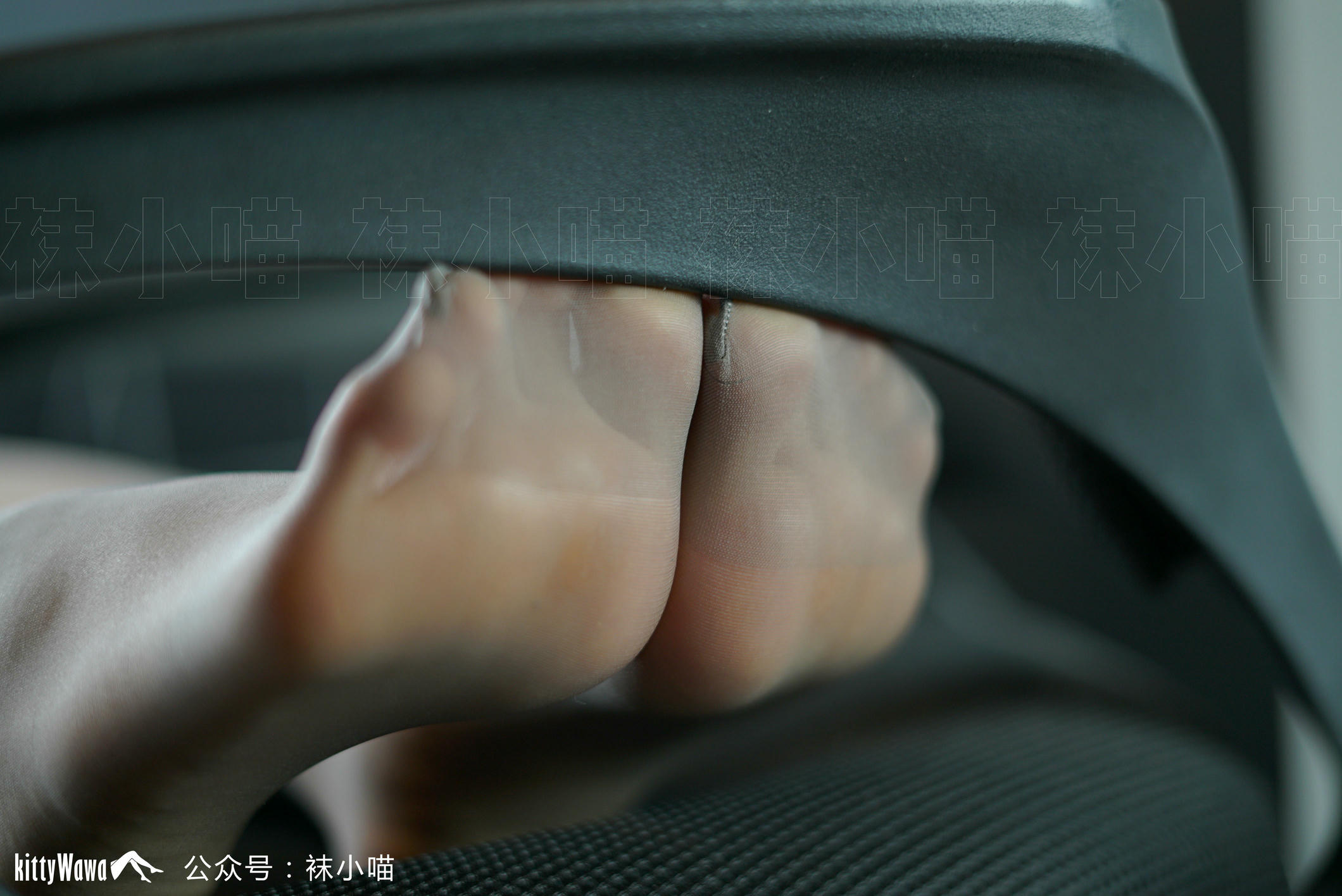 袜小喵 KT064 我的同事L总监 [74P+63M]_第2集