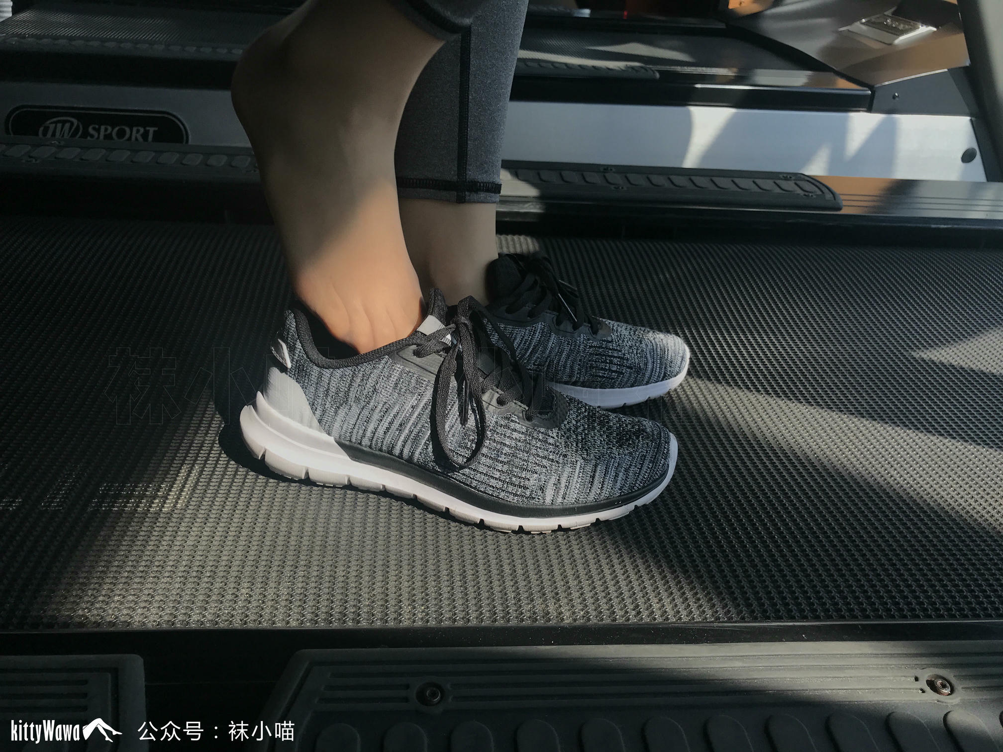 袜小喵 KT071 喵姐姐的健身课 [93P+114M]_第2集