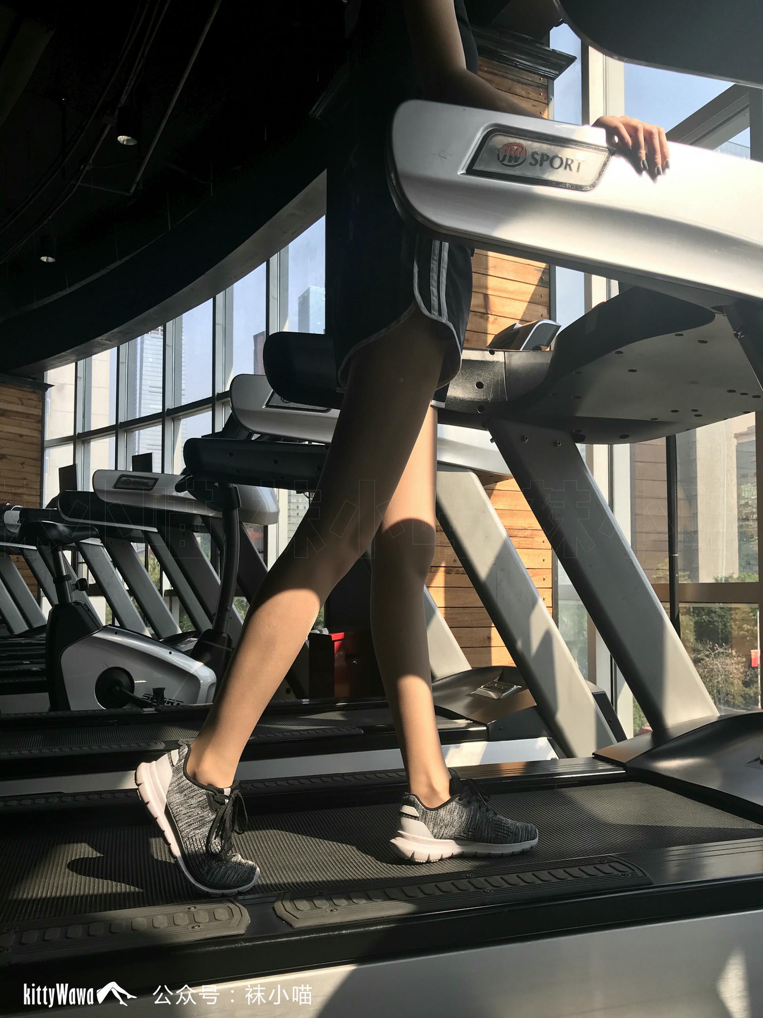 袜小喵 KT071 喵姐姐的健身课 [93P+114M]_第3集