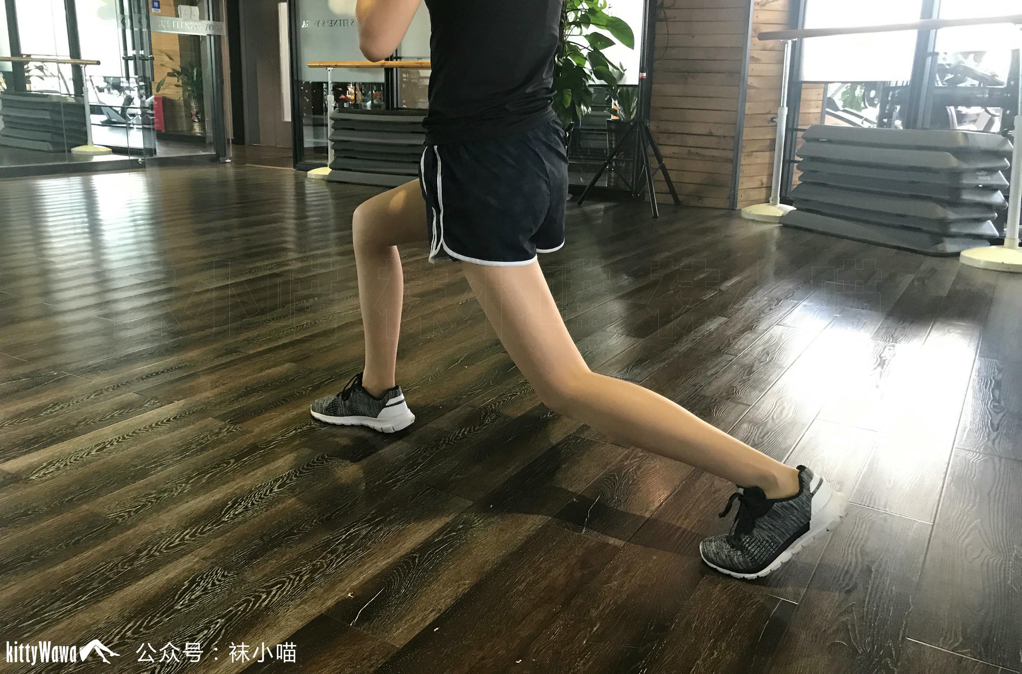 袜小喵 KT071 喵姐姐的健身课 [93P+114M]_第5集