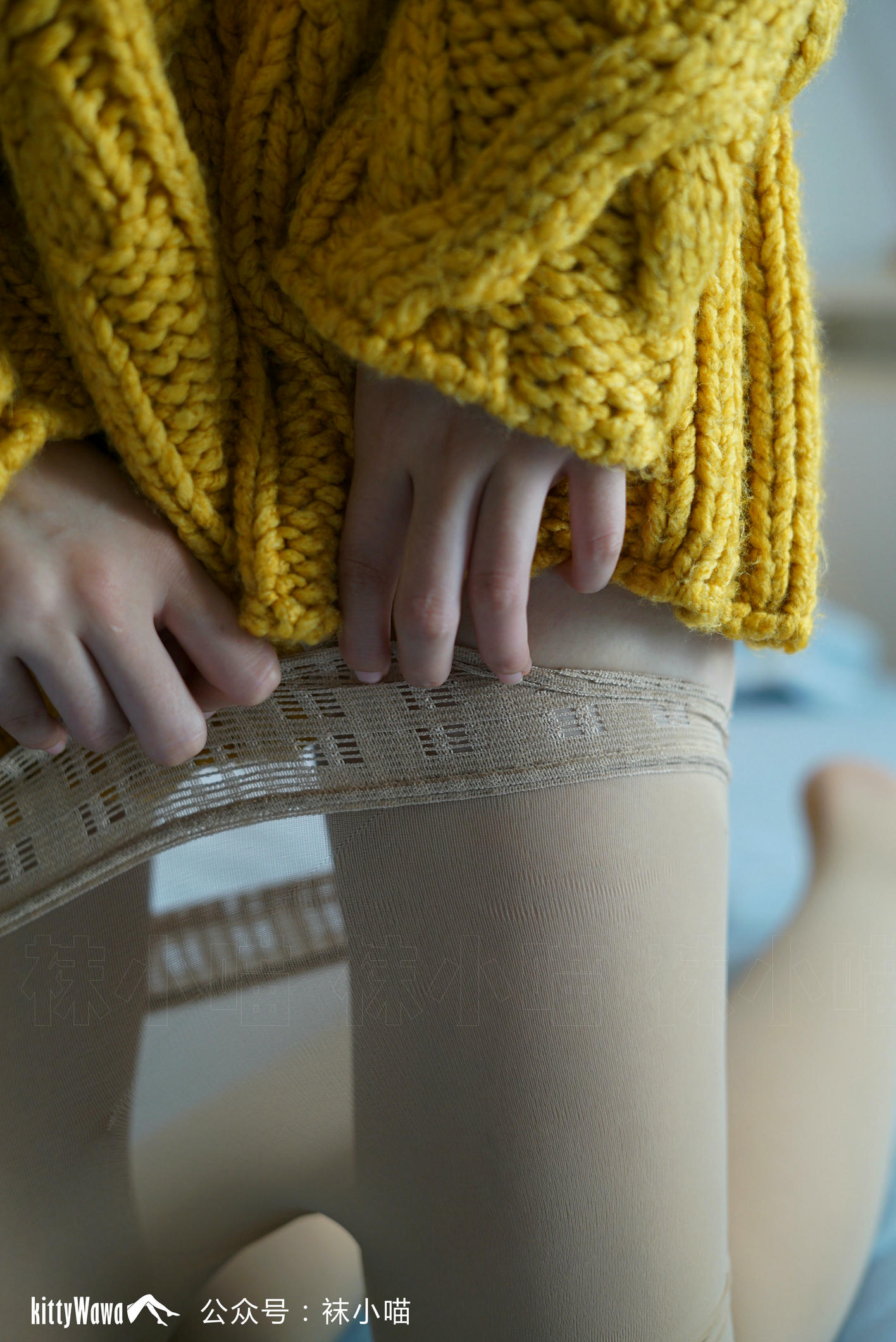 袜小喵 KT072 金色暖阳 [61P+44M]_第1集