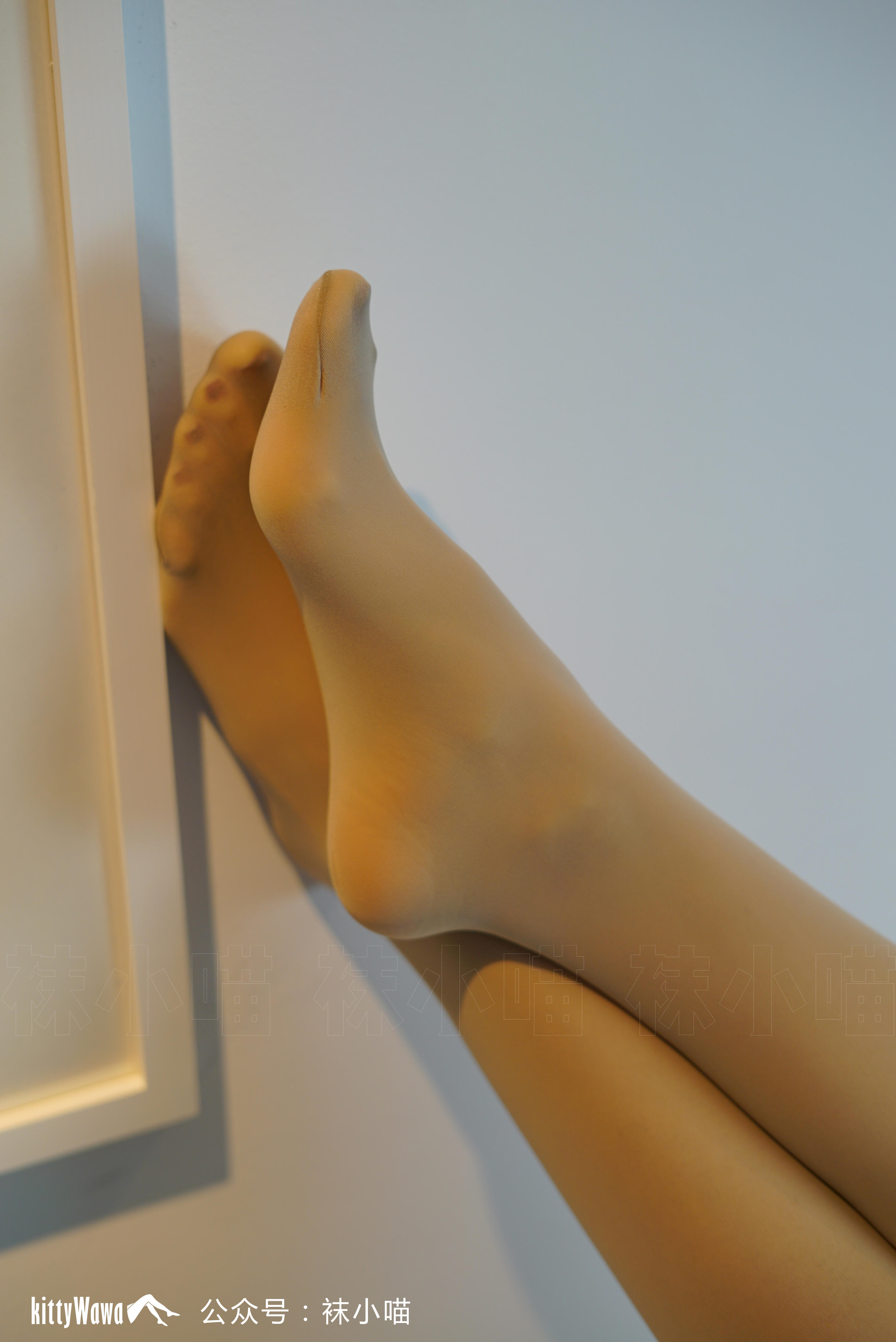 袜小喵 KT072 金色暖阳 [61P+44M]_第2集