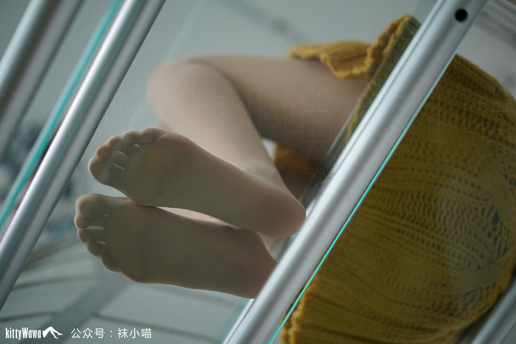 袜小喵 KT072 金色暖阳 [61P+44M]_第3集