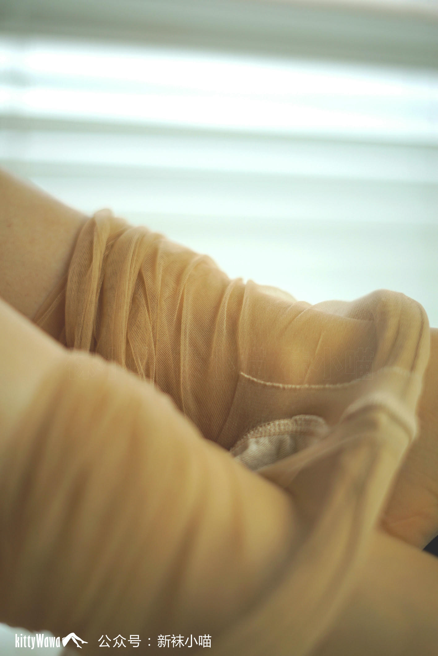 袜小喵 KT076 初冬的白色毛衣 [59P+34M]_第3集
