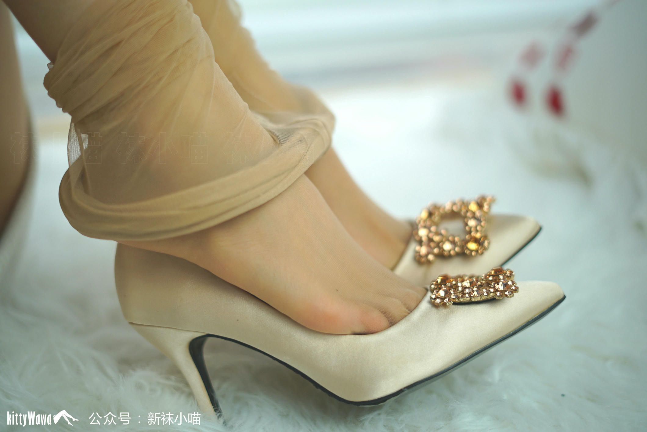 袜小喵 KT076 初冬的白色毛衣 [59P+34M]_第3集