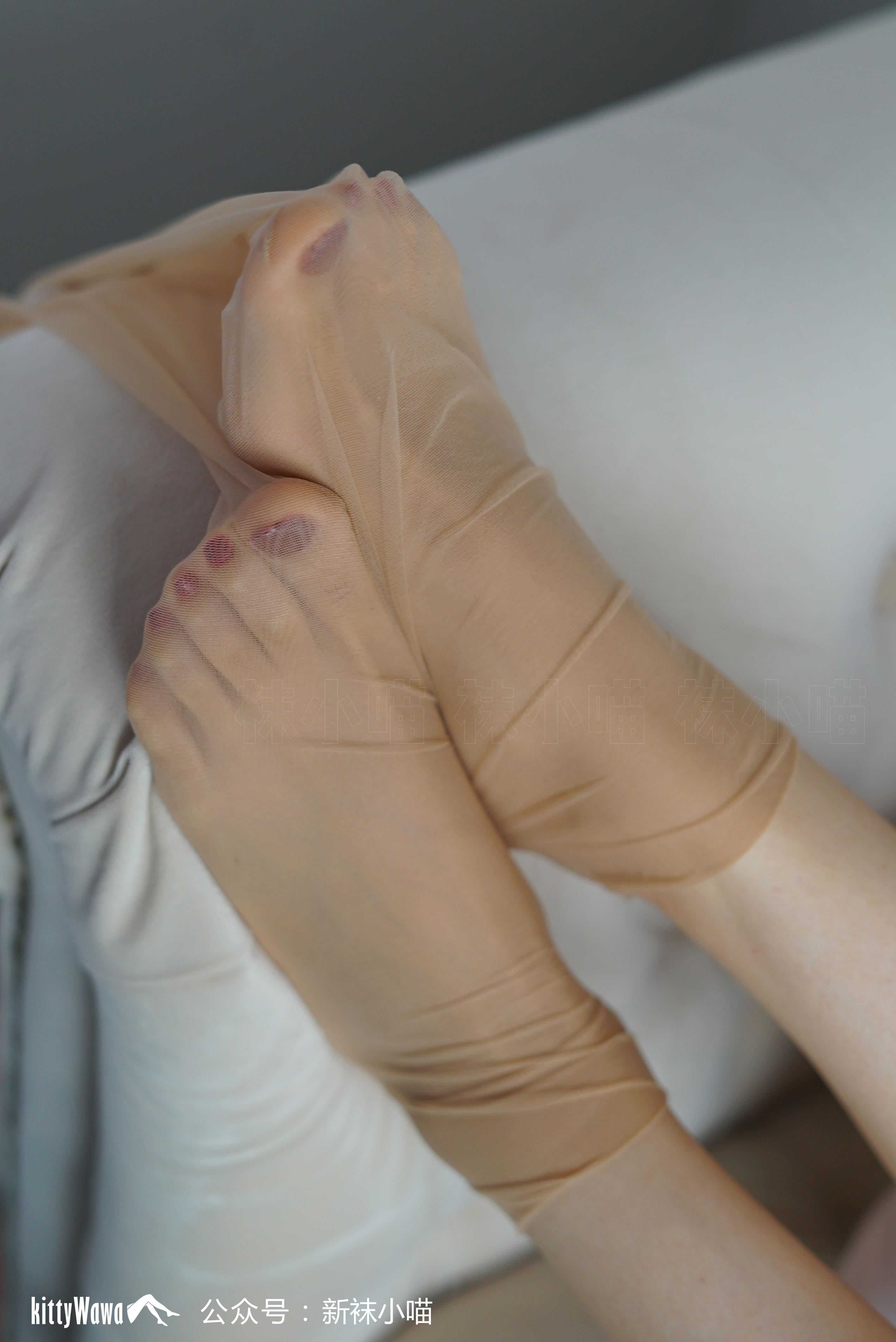 袜小喵 KT078 华丽西装裙 [59P+42M]_第3集