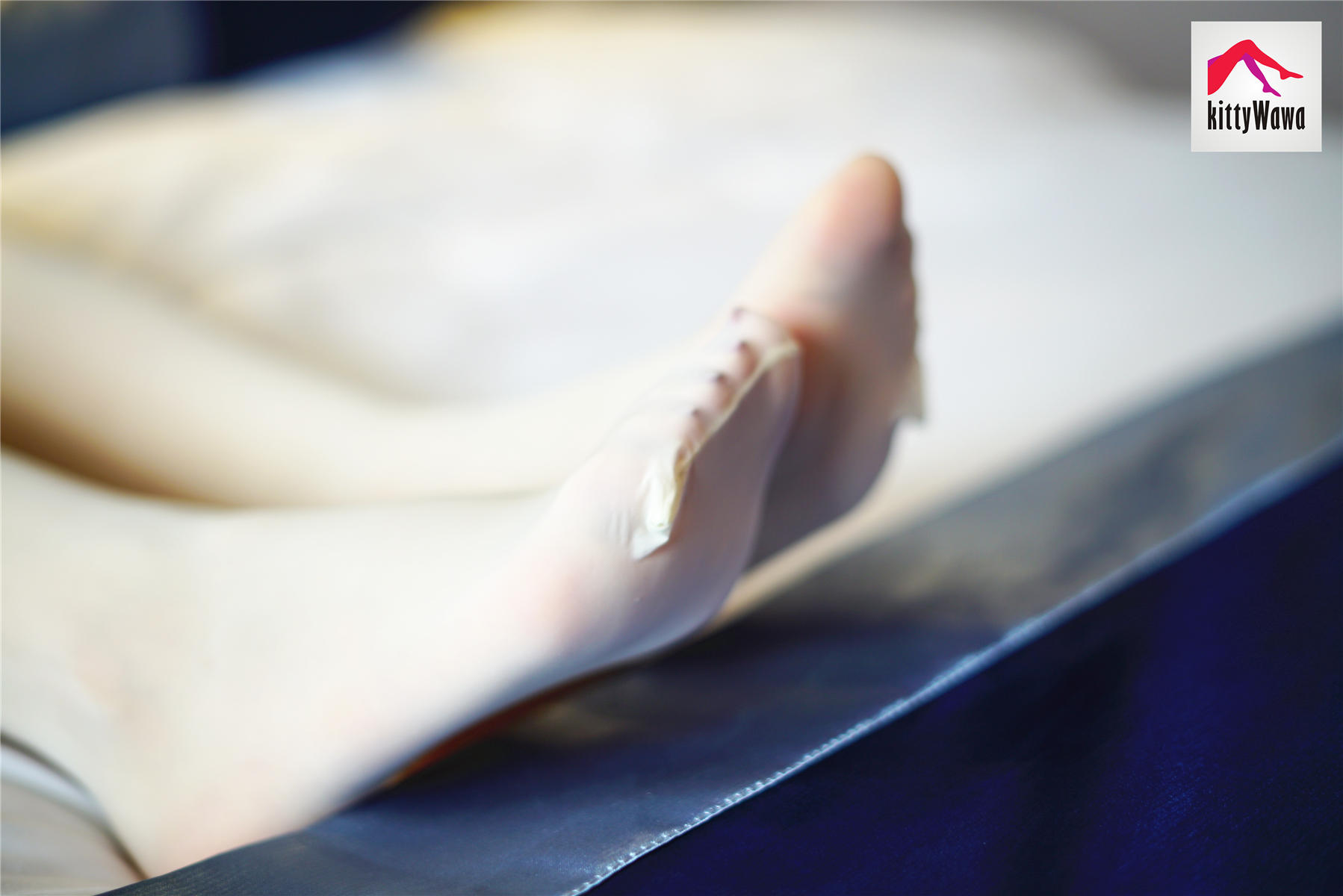 袜小喵 KT008 热情的乳白色 [99P+15M]_第1集