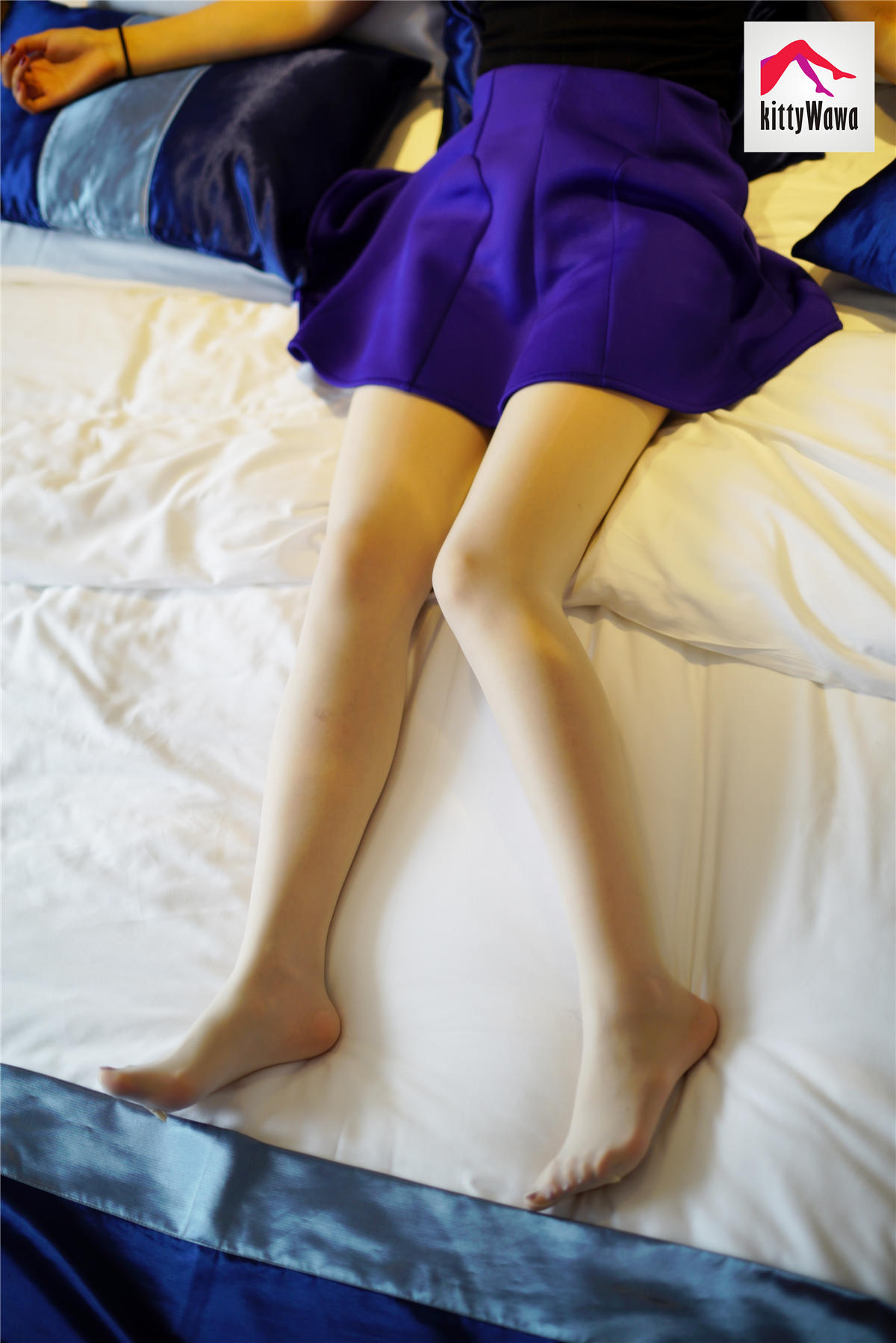 袜小喵 KT008 热情的乳白色 [99P+15M]_第1集