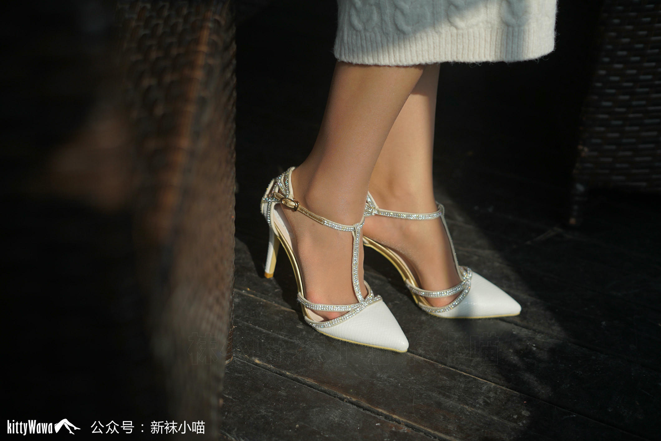 袜小喵 KT080 圣诞雪精灵 [59P+52M]_第2集