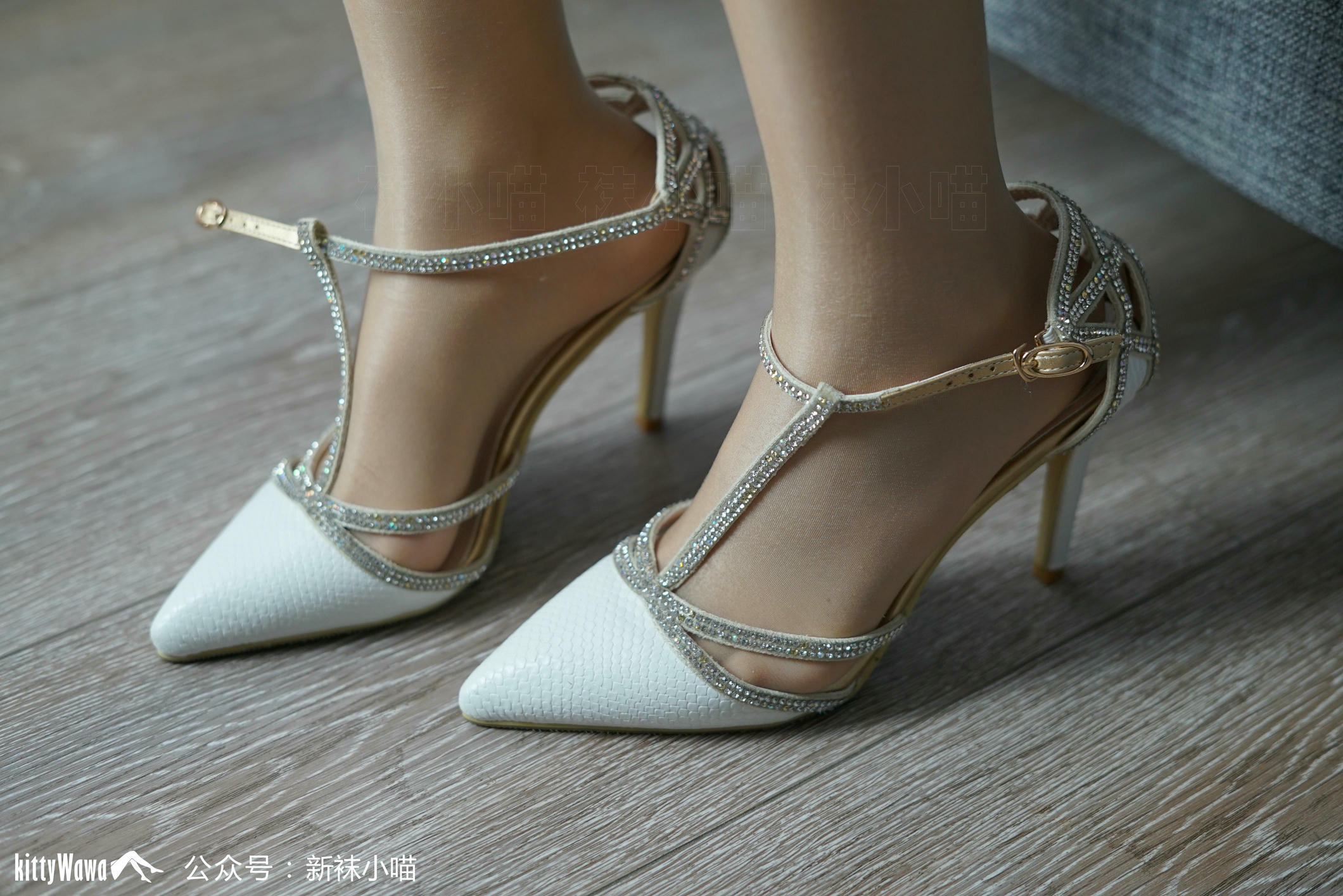 袜小喵 KT083 冬日玩清凉 [60P+73M]_第3集