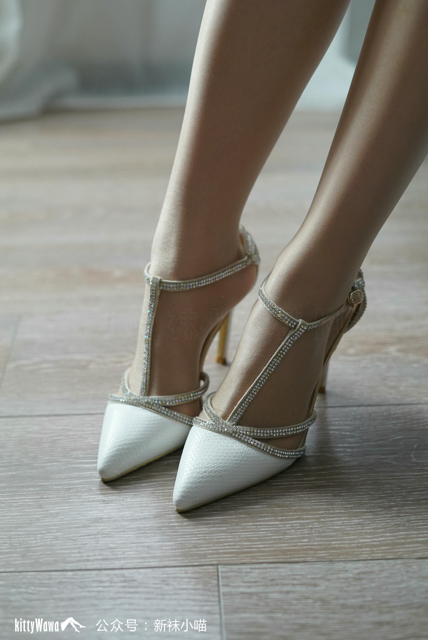 袜小喵 KT083 冬日玩清凉 [60P+73M]_第3集