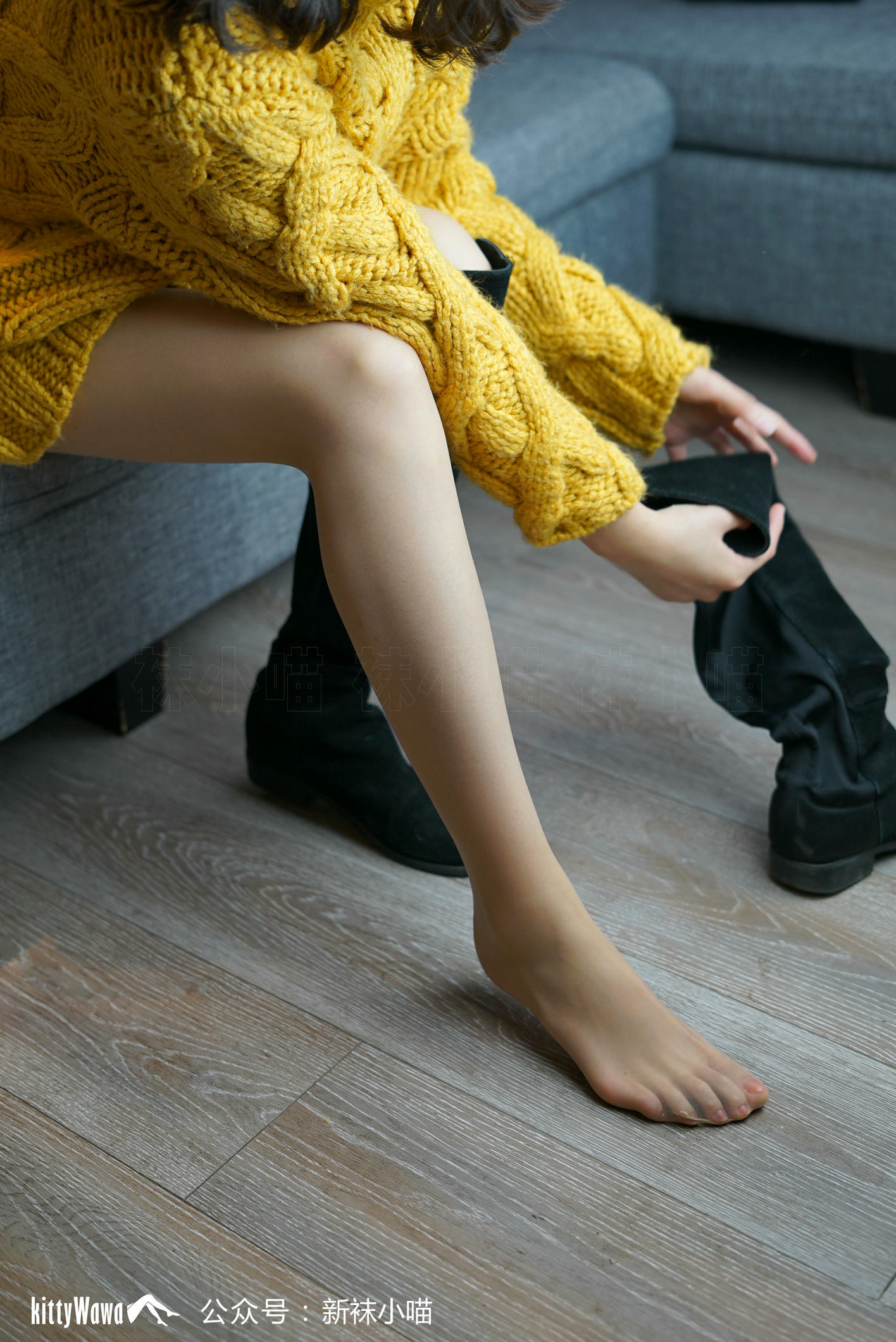 袜小喵 KT088 毛衣与靴 [60P+52M]_第1集